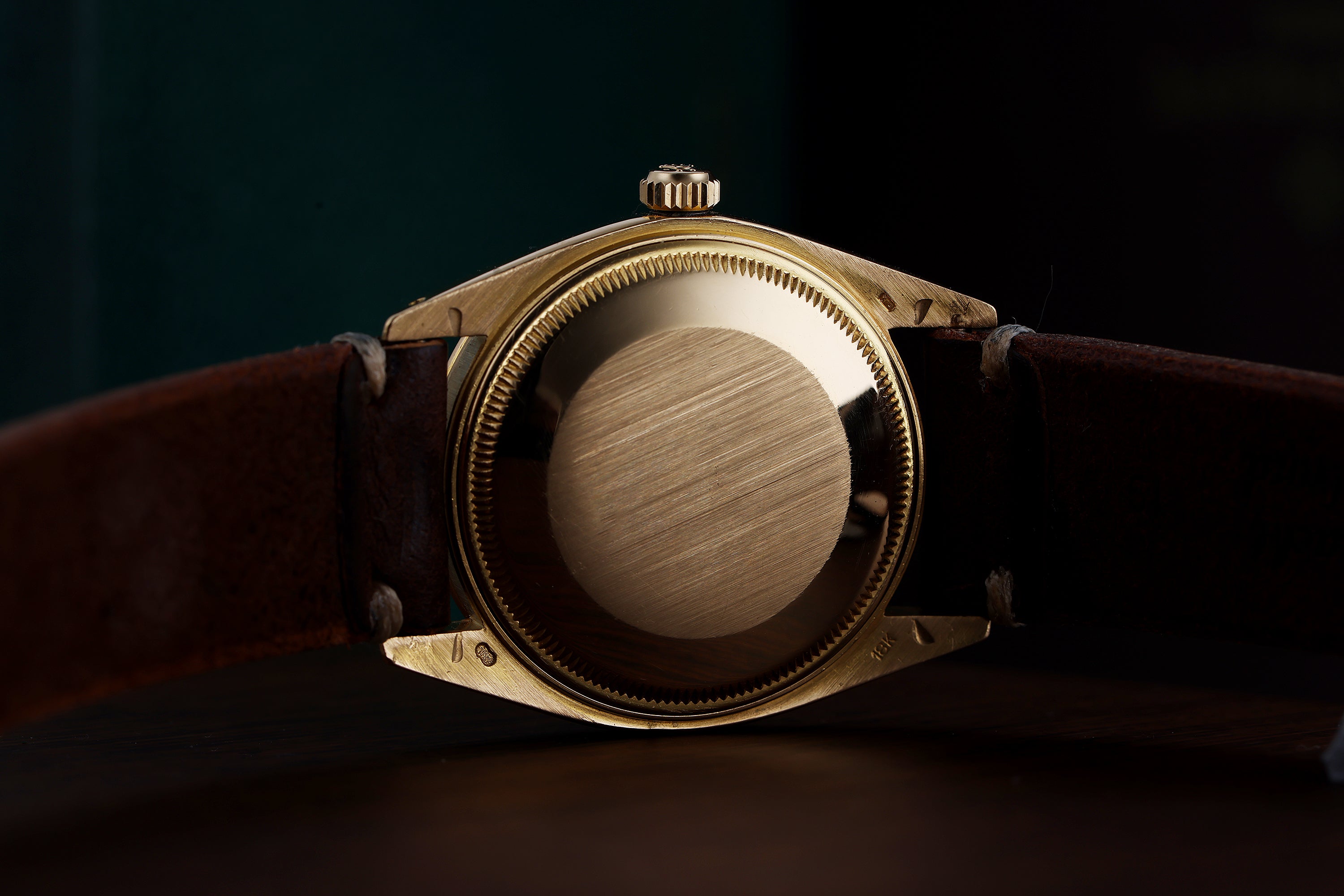 Rolex Date | REF. 1514 | Grey Dial | 34.5mm | 18k Yellow Gold | Unique Bezel | 1980