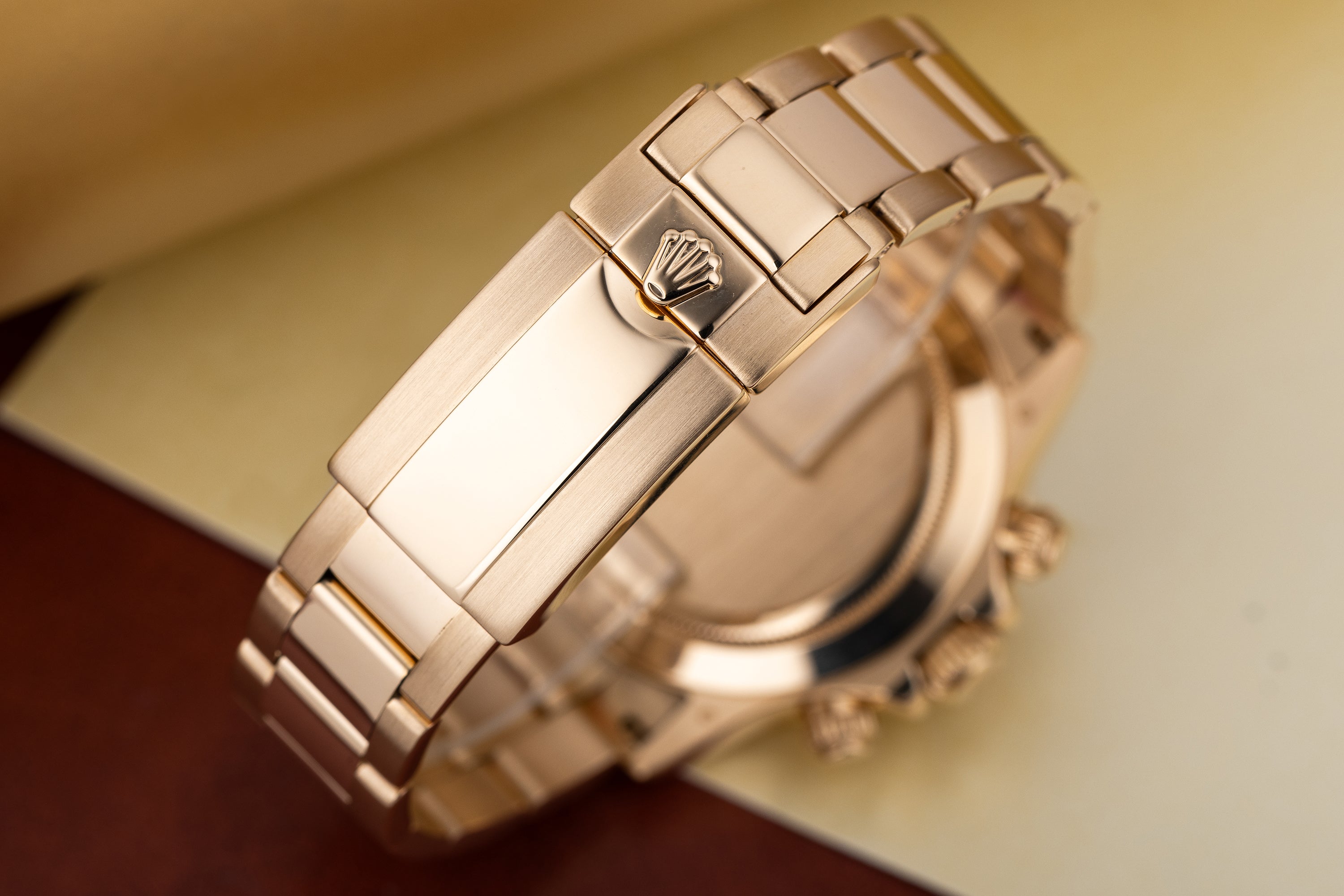 Rolex Daytona | REF. 116528 | White 'APH' Dial | Box & Papers | 2012 | 18k Yellow Gold