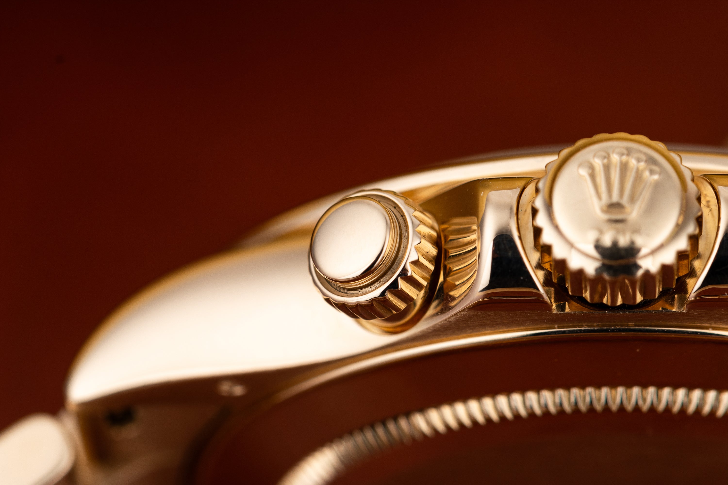 Rolex Daytona | REF. 116528 | White 'APH' Dial | Box & Papers | 2012 | 18k Yellow Gold