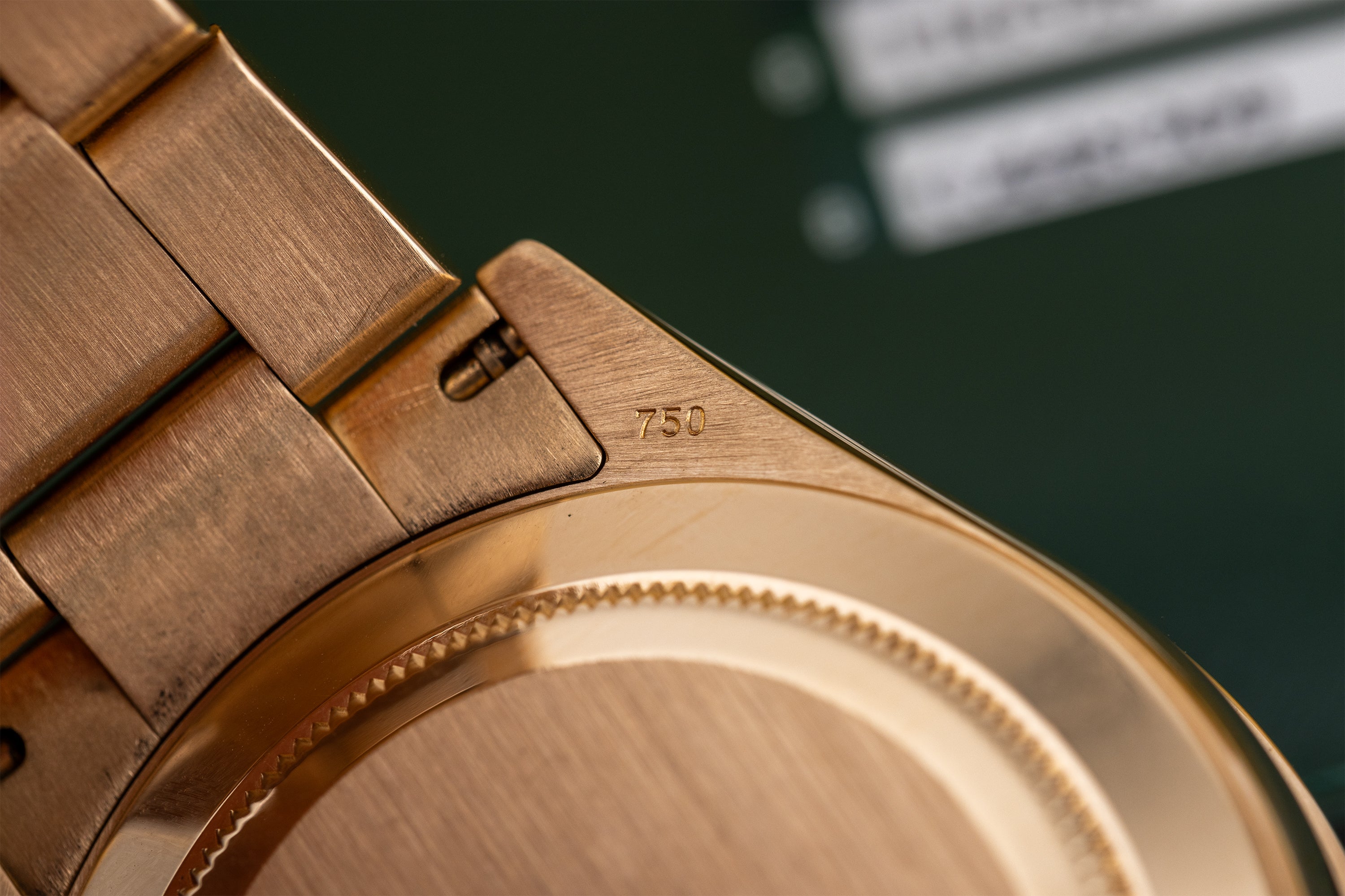 Rolex Daytona | REF. 116528 | White 'APH' Dial | Box & Papers | 2012 | 18k Yellow Gold