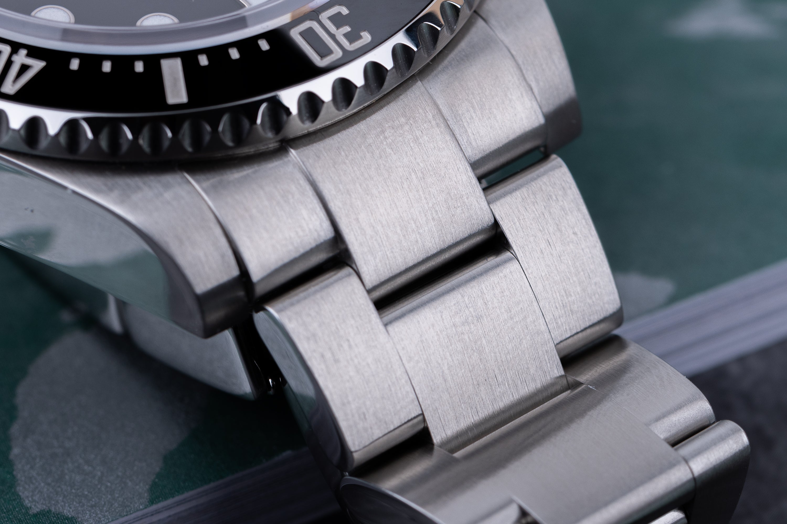 Rolex Sea-Dweller 4000 | REF. 116600 | 2023 Rolex Service | Box & Papers | 2015 | Stainless Steel