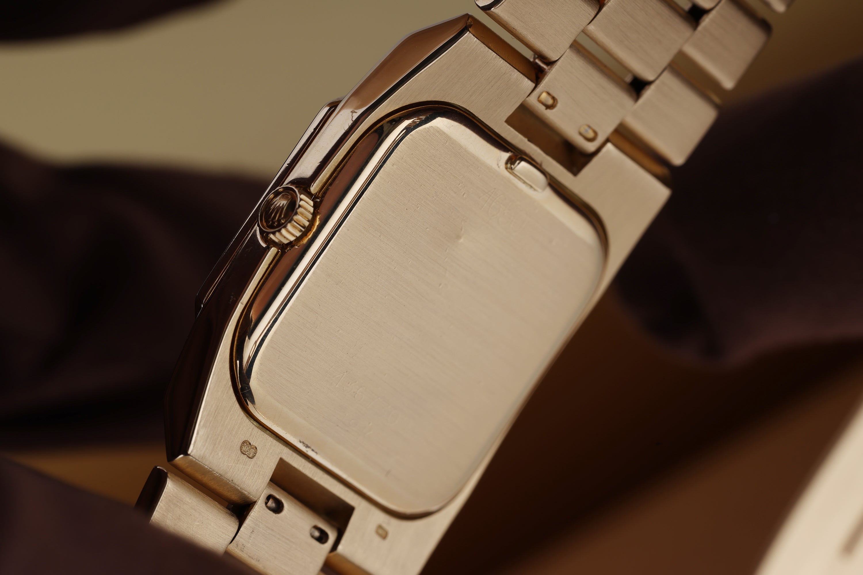 Rolex Cellini | REF. 4650 | Diamond Bezel | Gold Dial | 1976 | 18k Yellow Gold