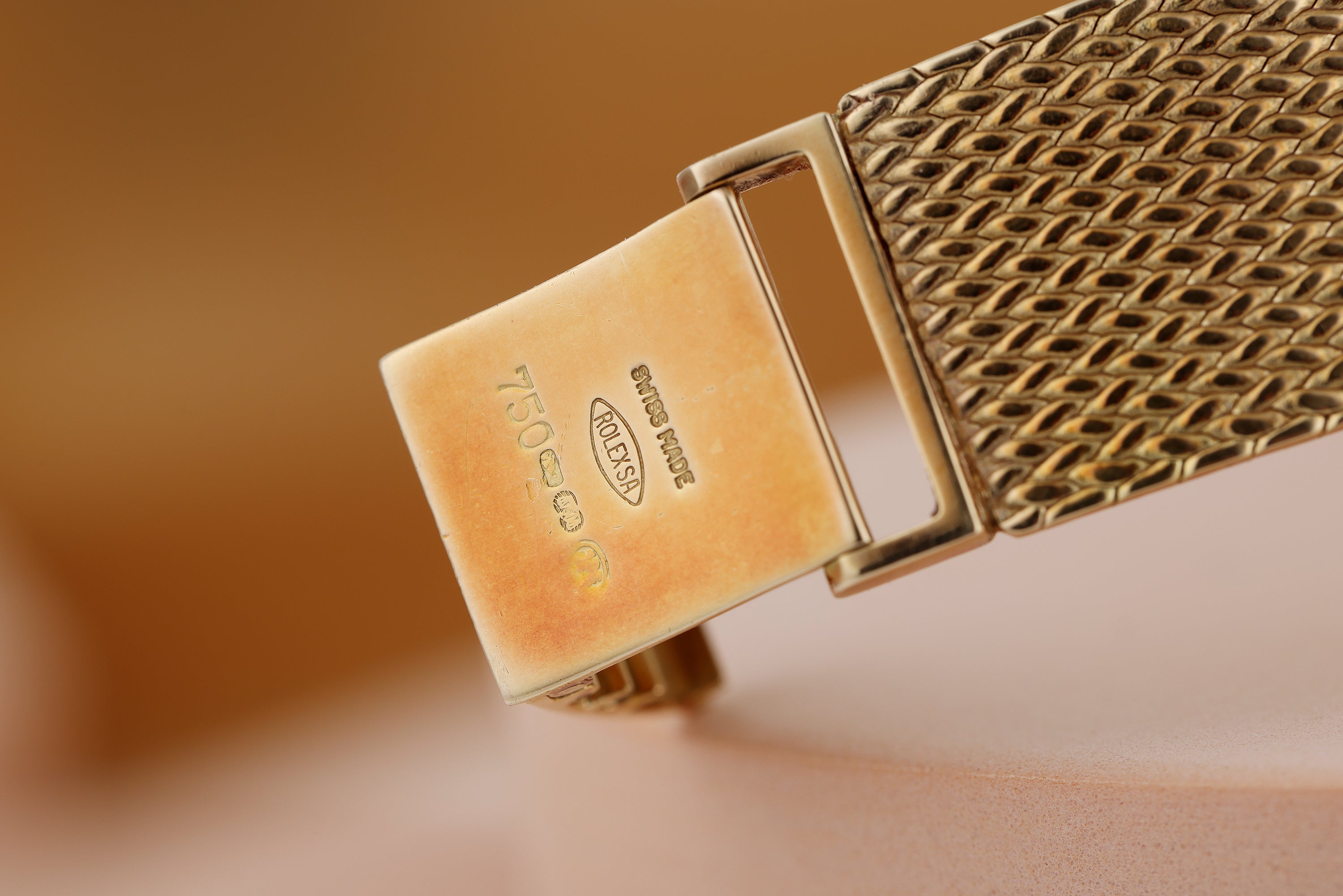 Ultra Rare Heptagon-Shaped Rolex Cellini | REF. 4638 | Diamond Bezel | 33mm | 18k Yellow Gold | Manual Wind | 1981