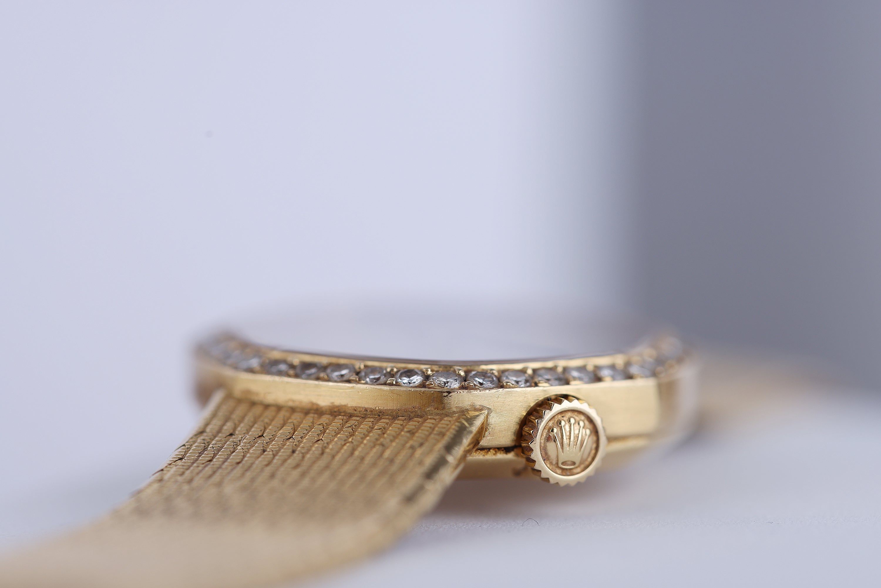 Ultra Rare Heptagon-Shaped Rolex Ladies Cellini | REF. 4637 | Diamond Bezel | 25mm | 18k Yellow Gold | Manual Wind | 1981