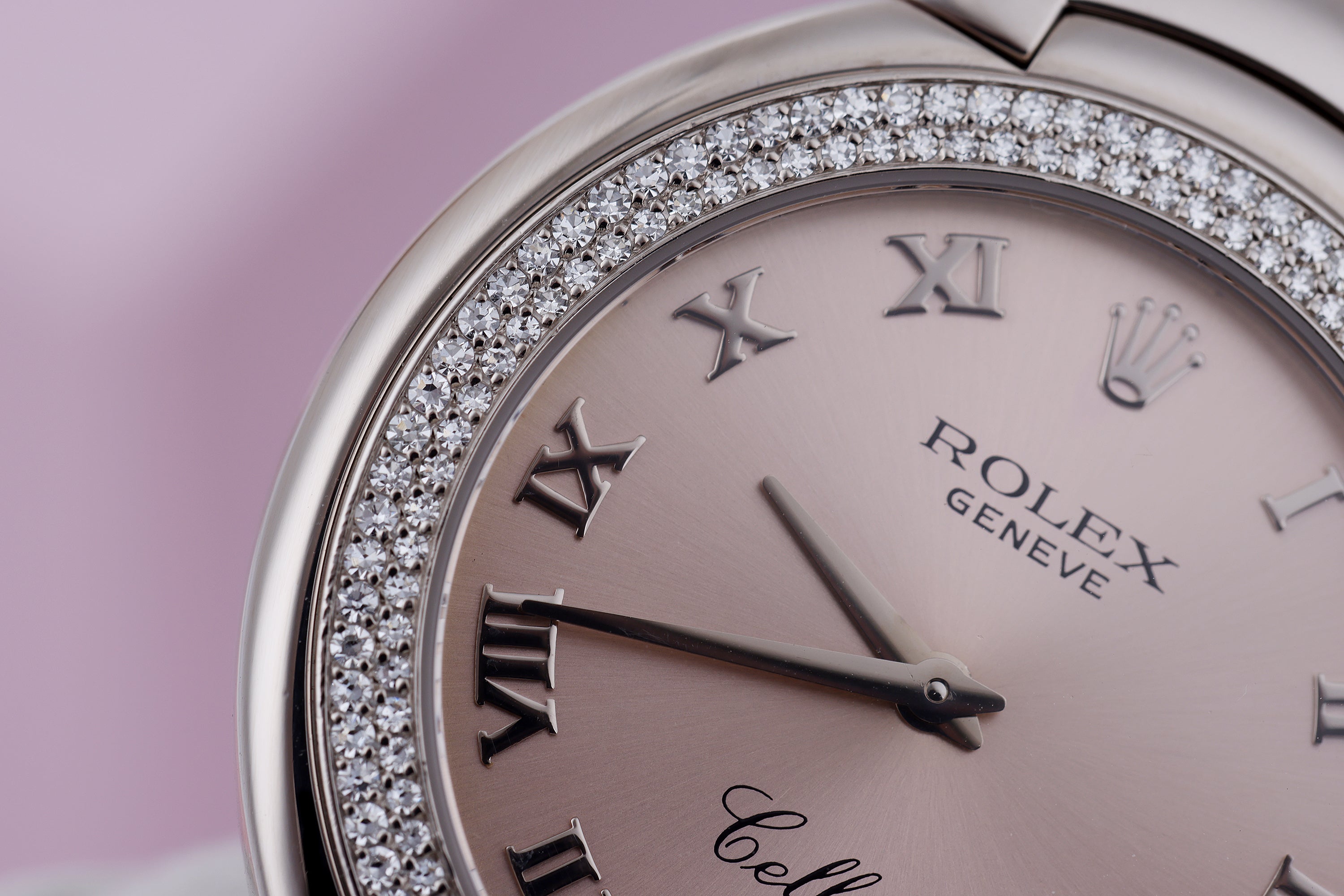 Rolex Cellini Cellissima | REF. 6681 | Pink Champagne Dial | 33mm | 18k White Gold | Quartz | 1999