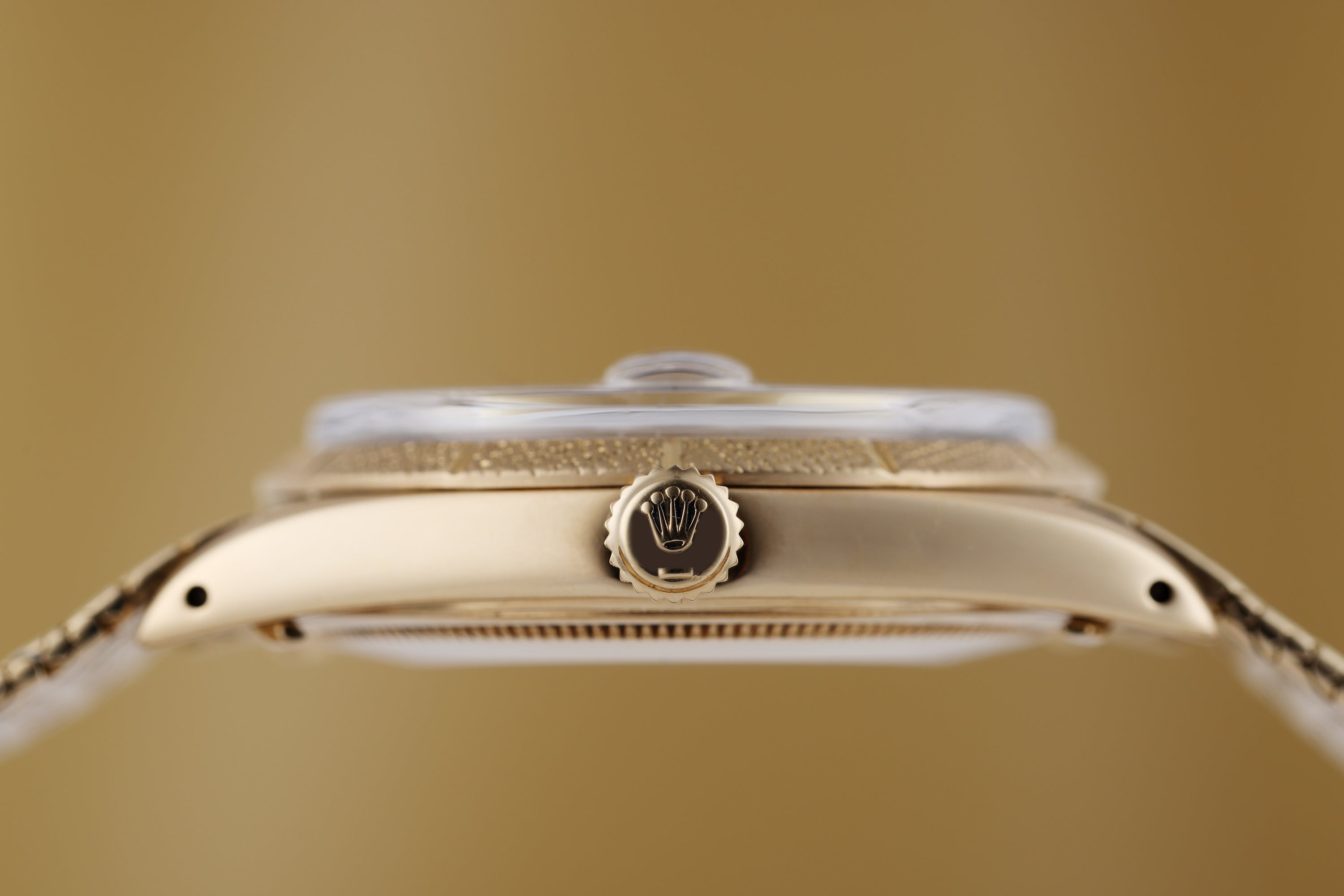 Rolex Oyster Perpetual Date | REF. 1501 | Zephyr Dial | 18k Yellow Gold | 1966