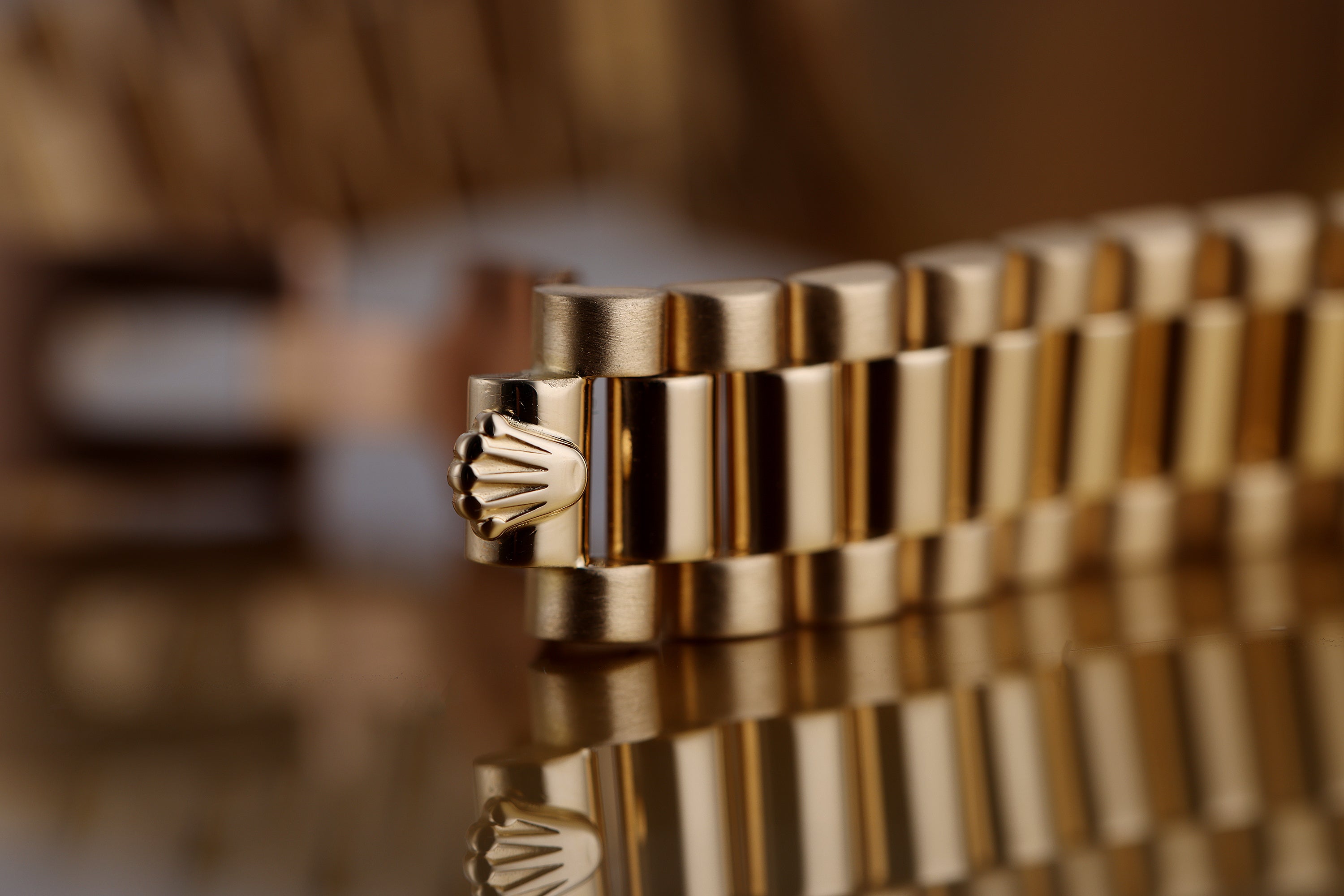 Rolex Lady DateJust | REF. 69178 | Black Diamond Dial | 26mm | 18k Yellow Gold | Box & Papers | 1996