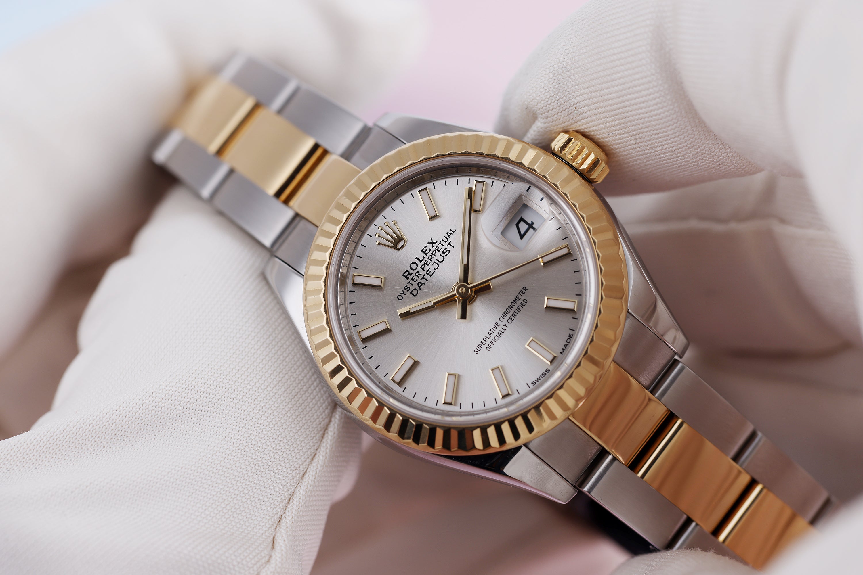 Rolex Lady DateJust 28mm | REF. 279173 | Silver Dial | Stainless Steel & 18k Yellow Gold | 2019 | Box & Papers