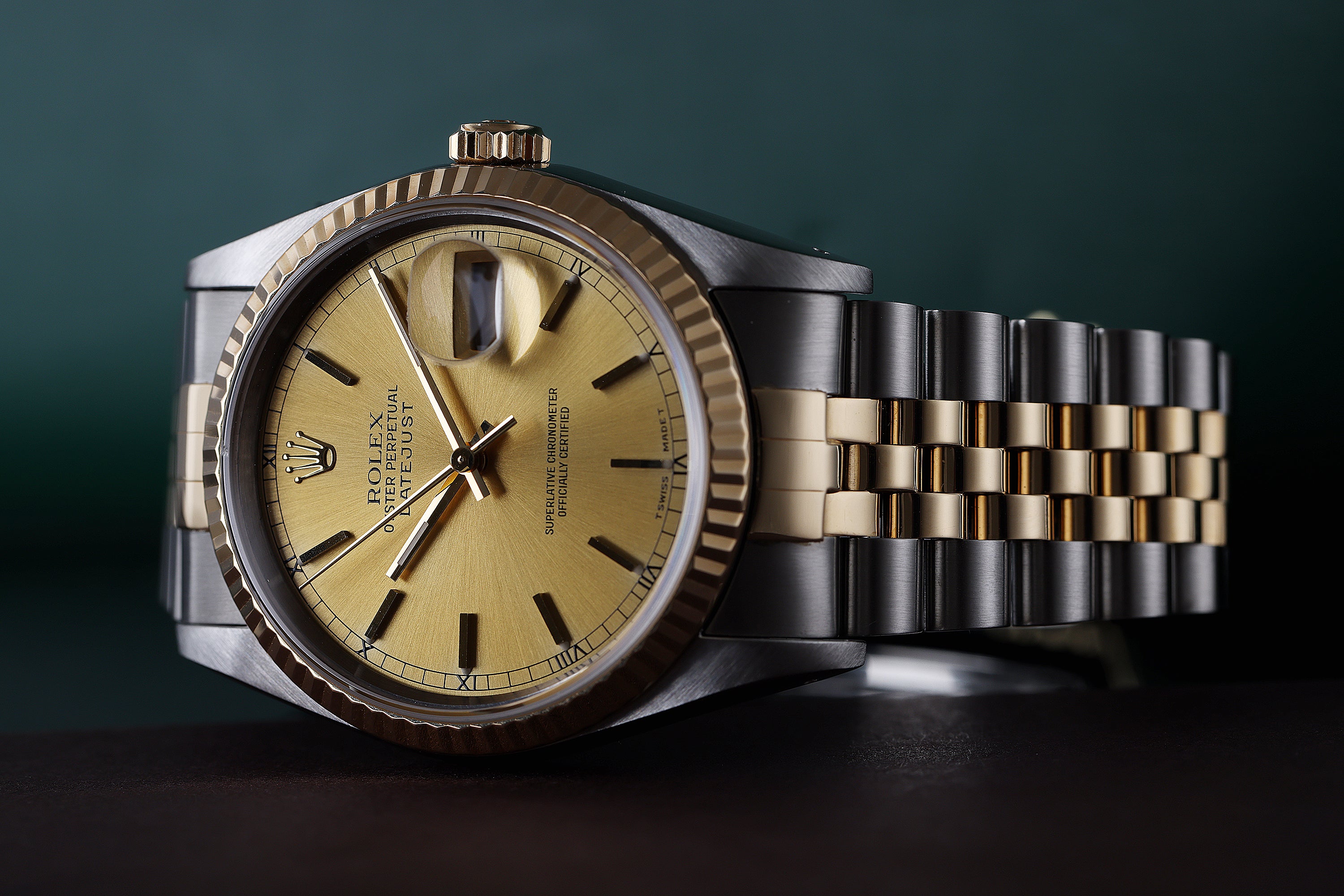 Rolex DateJust 36 | REF. 16233 | Stainless Steel & 18k Yellow Gold | Gold Dial | 1991