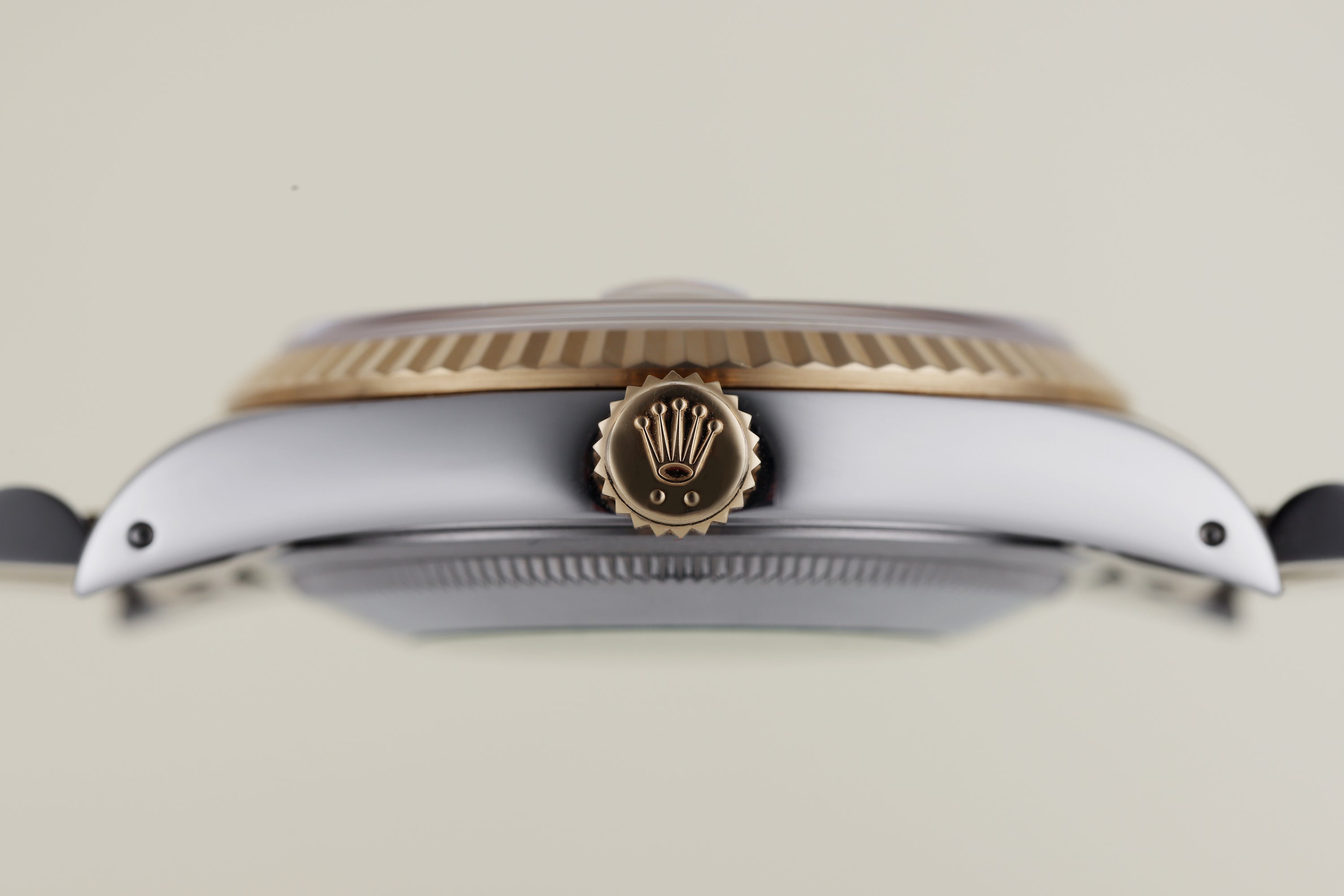 Rolex DateJust 36 | REF. 16233 | Stainless Steel & 18k Yellow Gold | Gold Dial | 1991