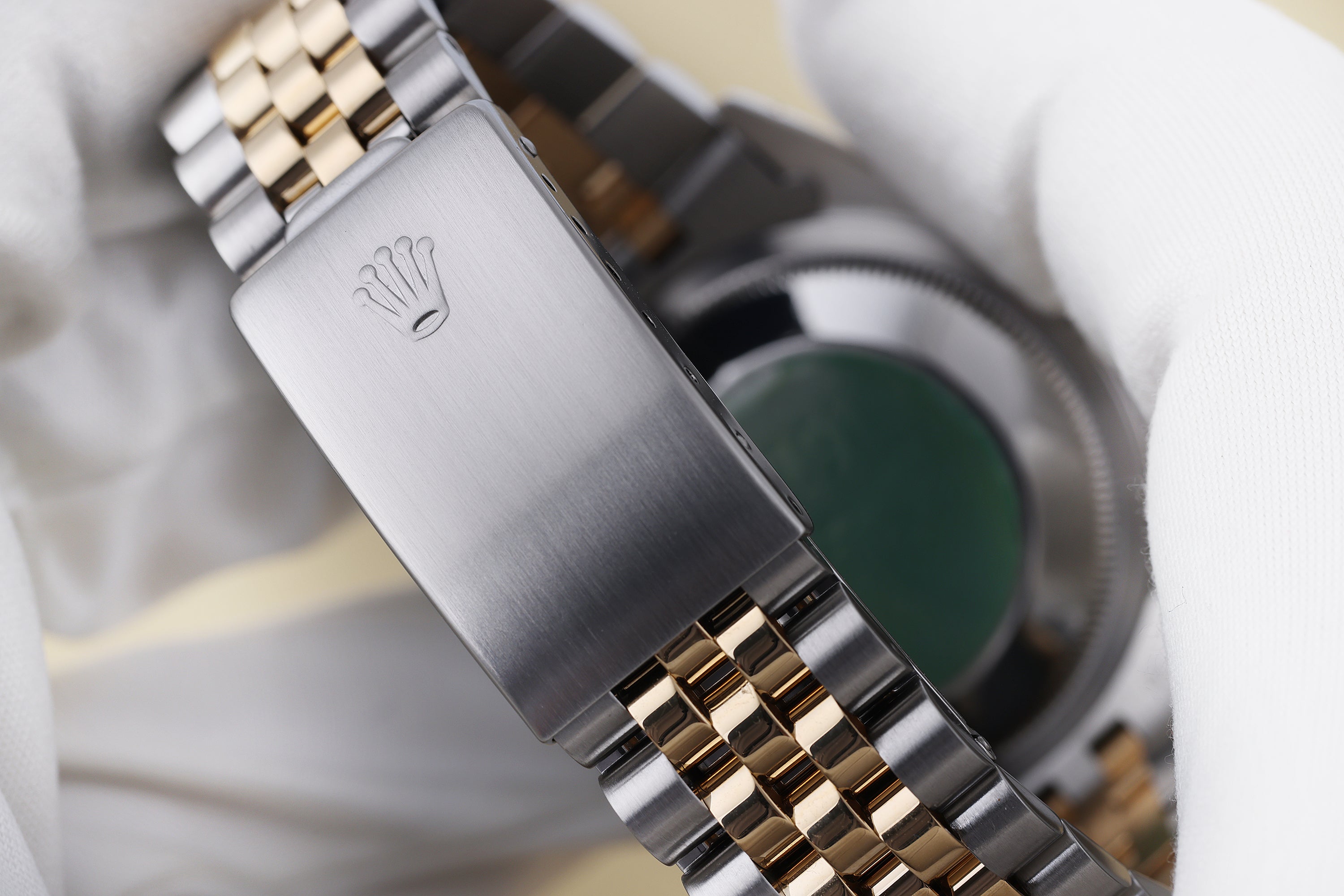 Rolex DateJust 36 | REF. 16233 | Stainless Steel & 18k Yellow Gold | Gold Dial | 1991