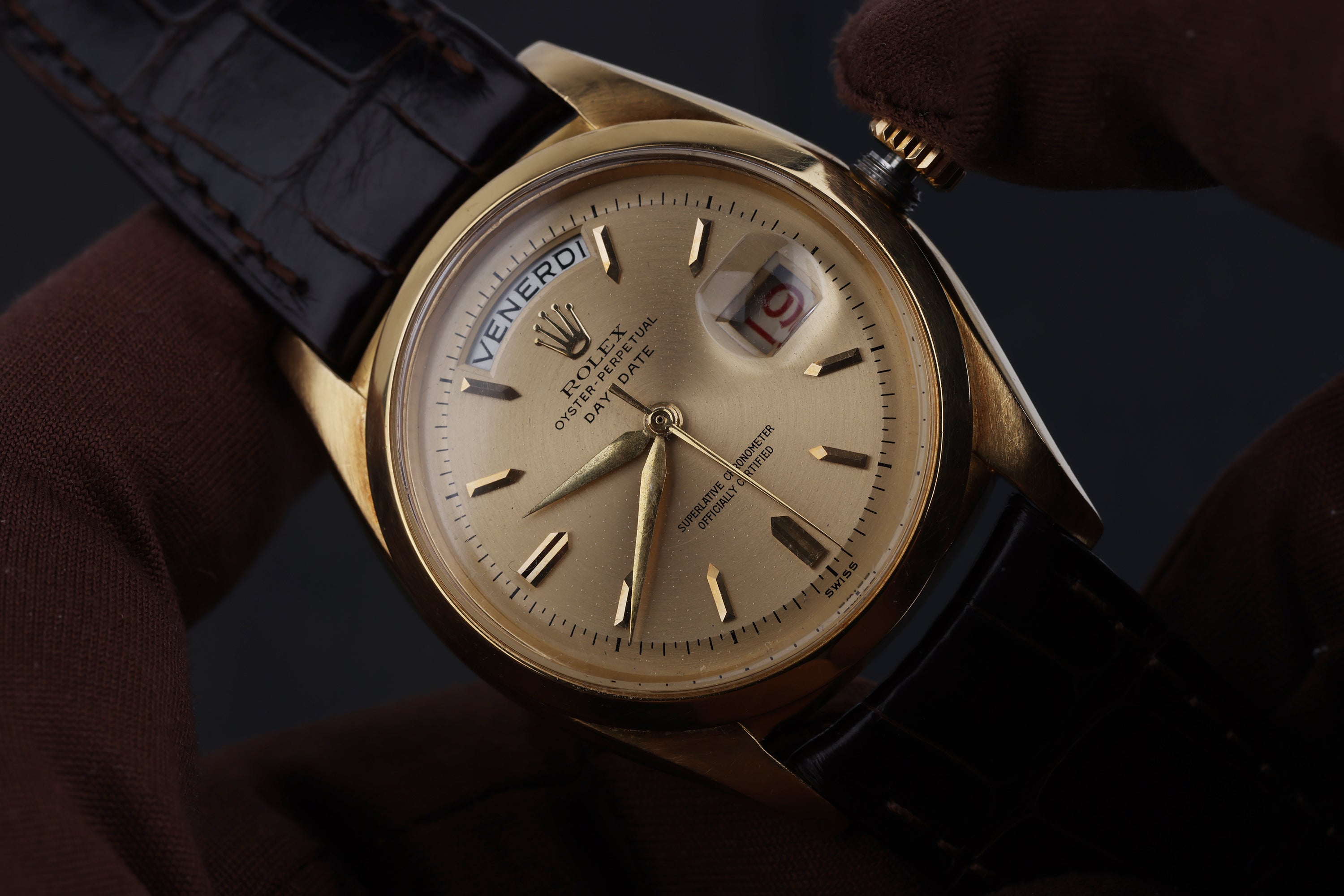 Rare Rolex Day-Date | REF. 6612 | Champagne Dial 'Leaf-Hands' | Red Date Disc | 18k Yellow Gold | 1957