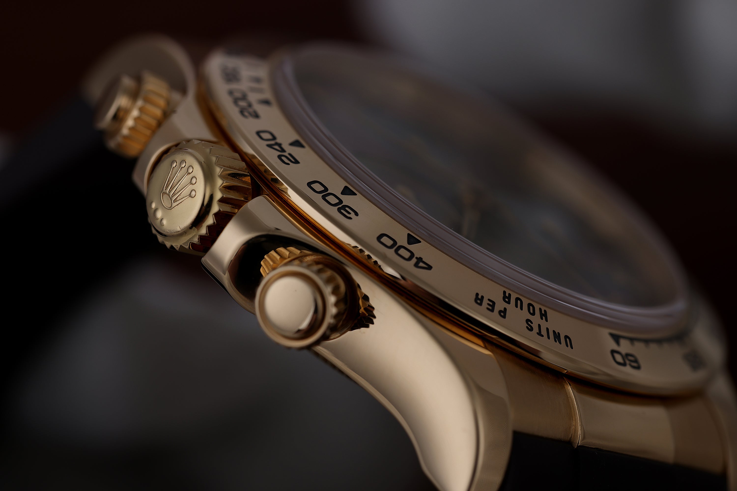 Rolex Daytona | REF. 116518 | Tahitian Black Mother of Pearl Dial | 18k Yellow Gold | Box & Papers | 2009