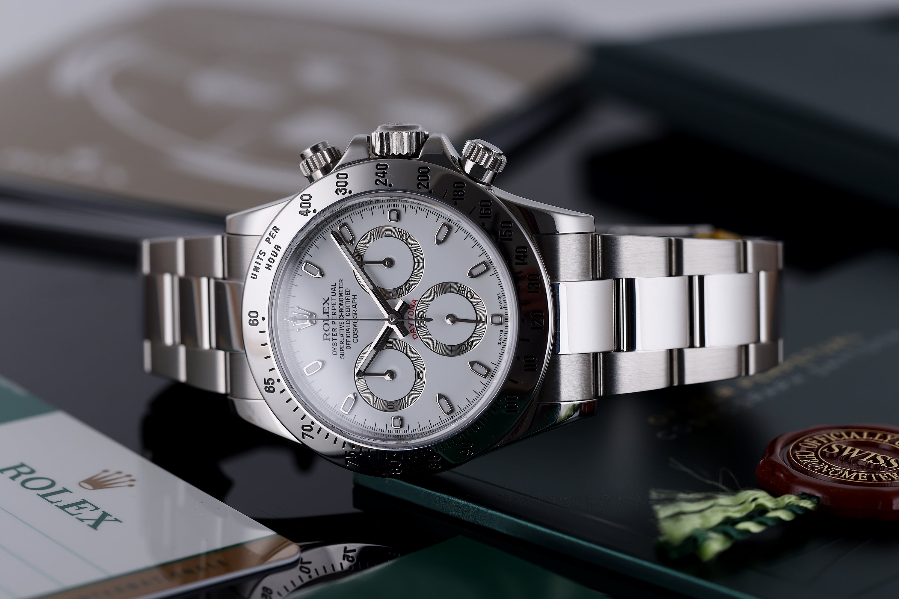 Rolex Daytona | REF. 116520 | White dial | Box & Papers | 2014 | Stainless Steel