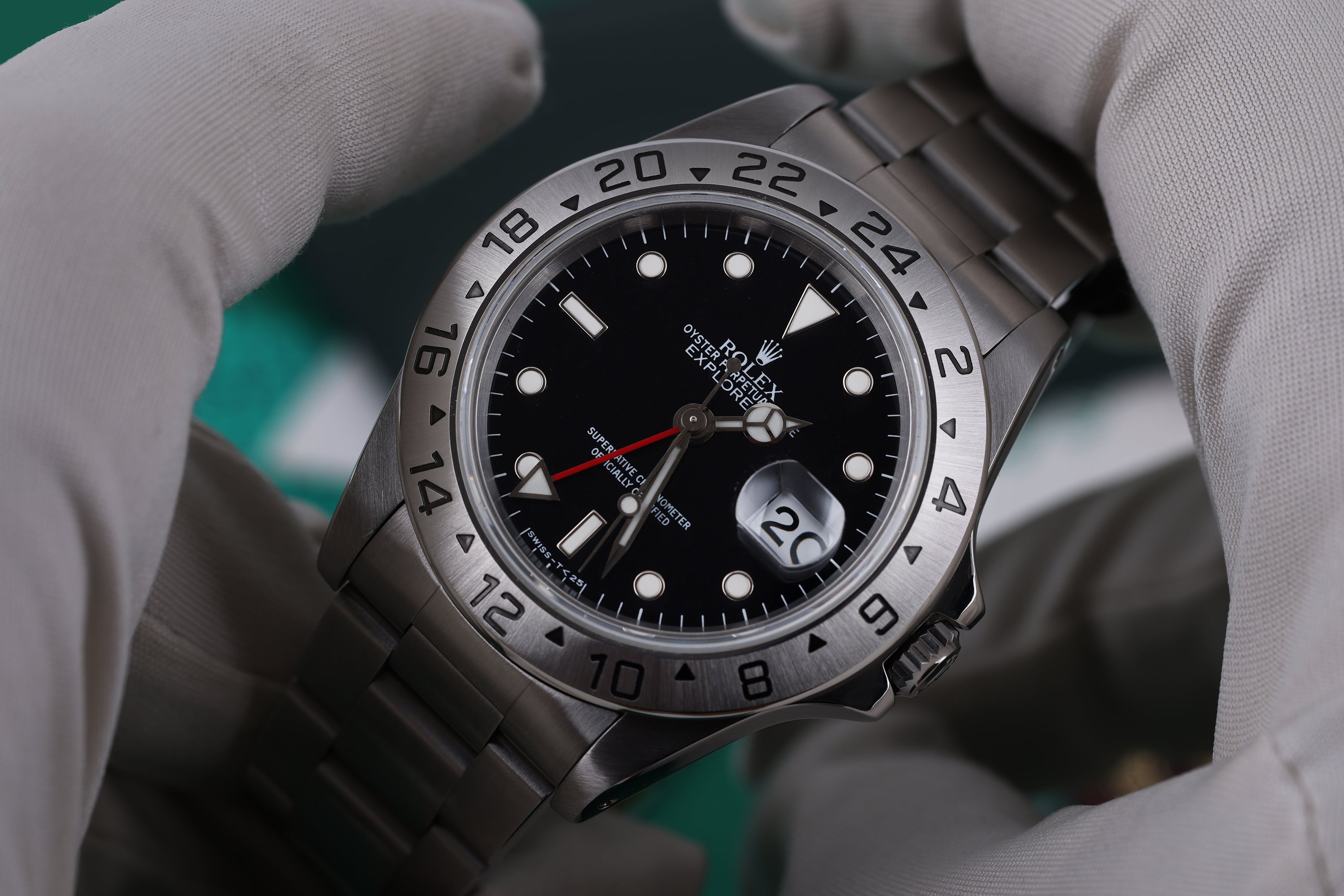 Rolex Explorer II | REF. 16570 | Black Dial | Stainless Steel | 1994 | Box & Papers
