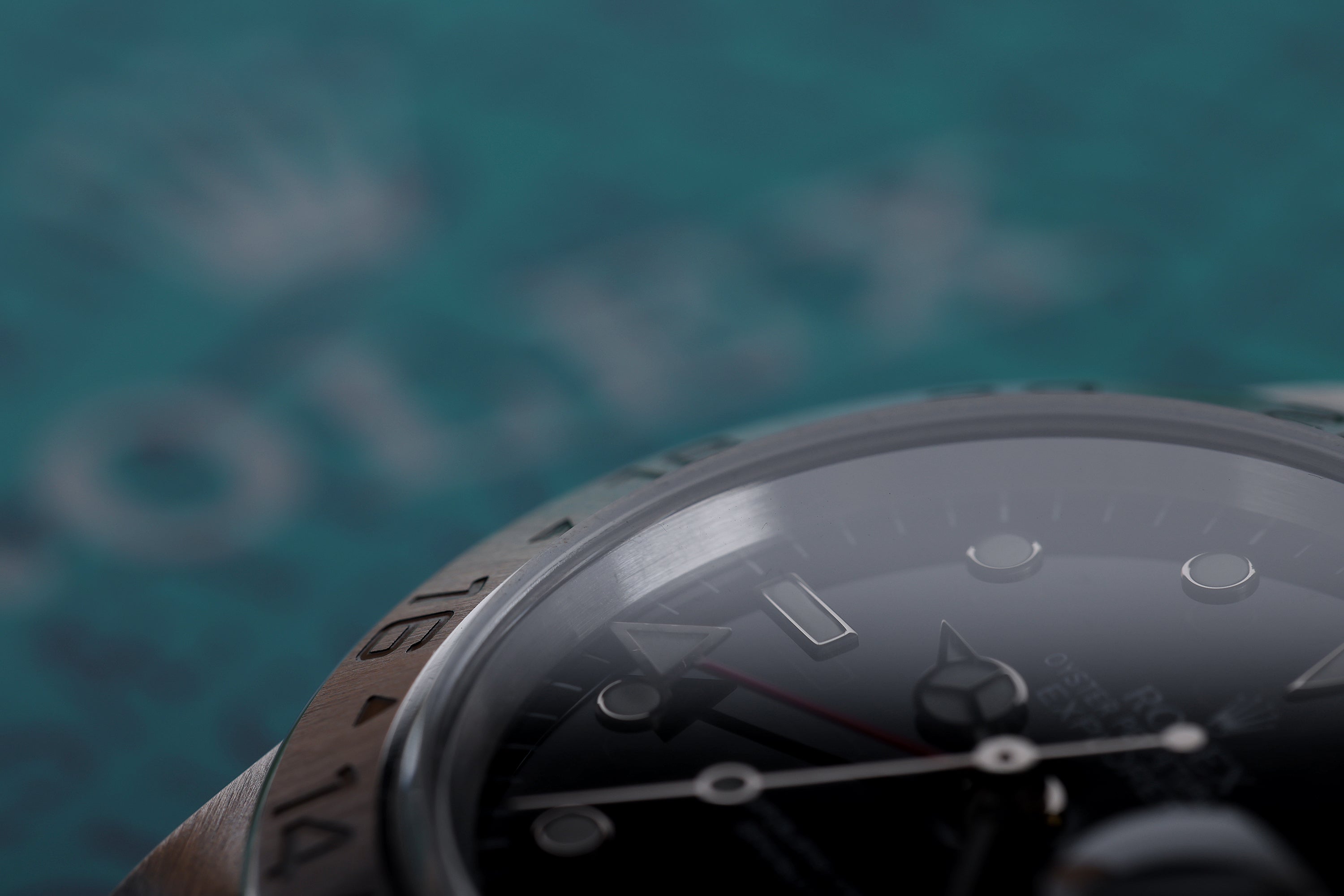 Rolex Explorer II | REF. 16570 | Black Dial | Stainless Steel | 1994 | Box & Papers