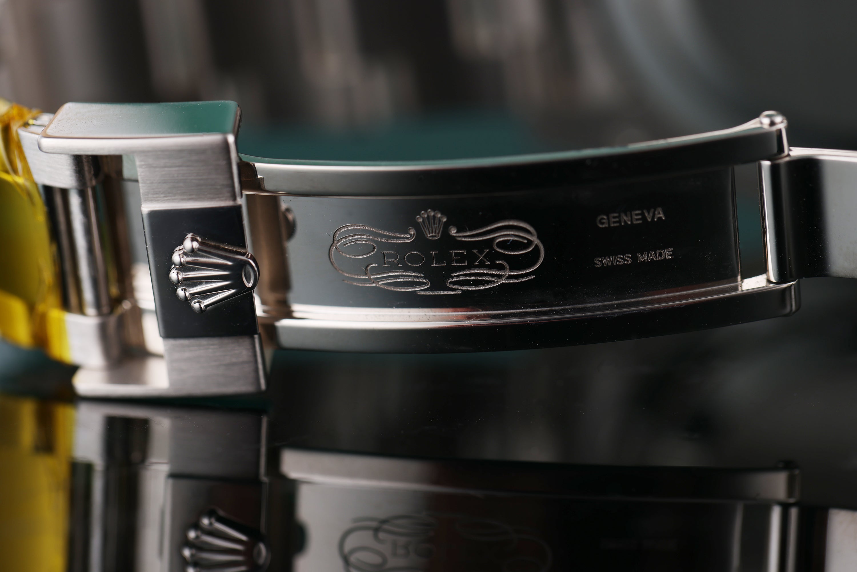 Rolex GMT-Master II "Pepsi" | REF. 116719BLRO | Blue Dial | 18k White Gold | Box & Papers - 2015 | Rolex Service Papers - 2021