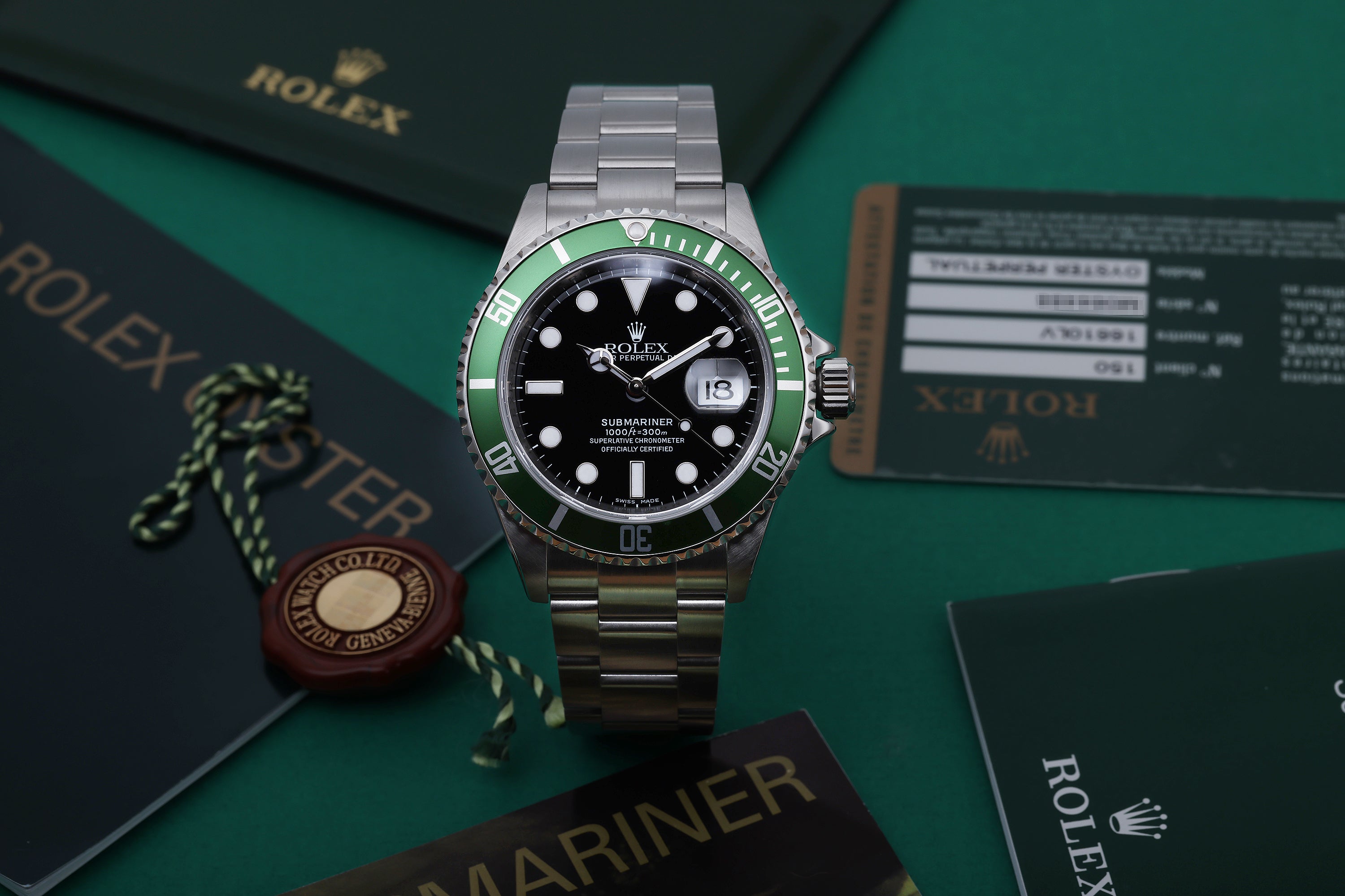 Rolex Submariner "Kermit" | REF. 16610LV | 2008 | Box & Papers | Stainless Steel