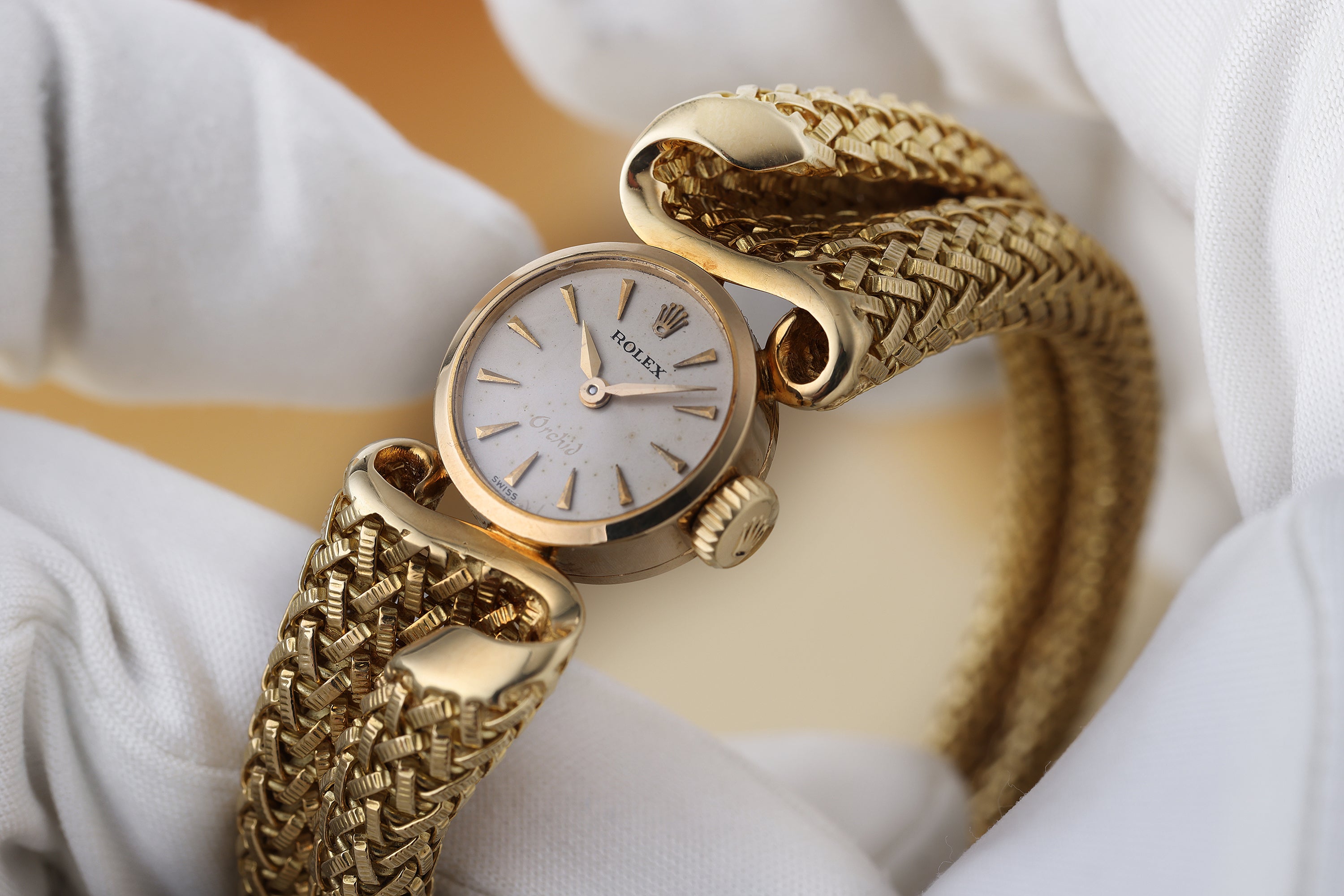 Rolex Orchid | REF. 9524 | Manual Wind | 16mm | 18k Yellow Gold | 1960