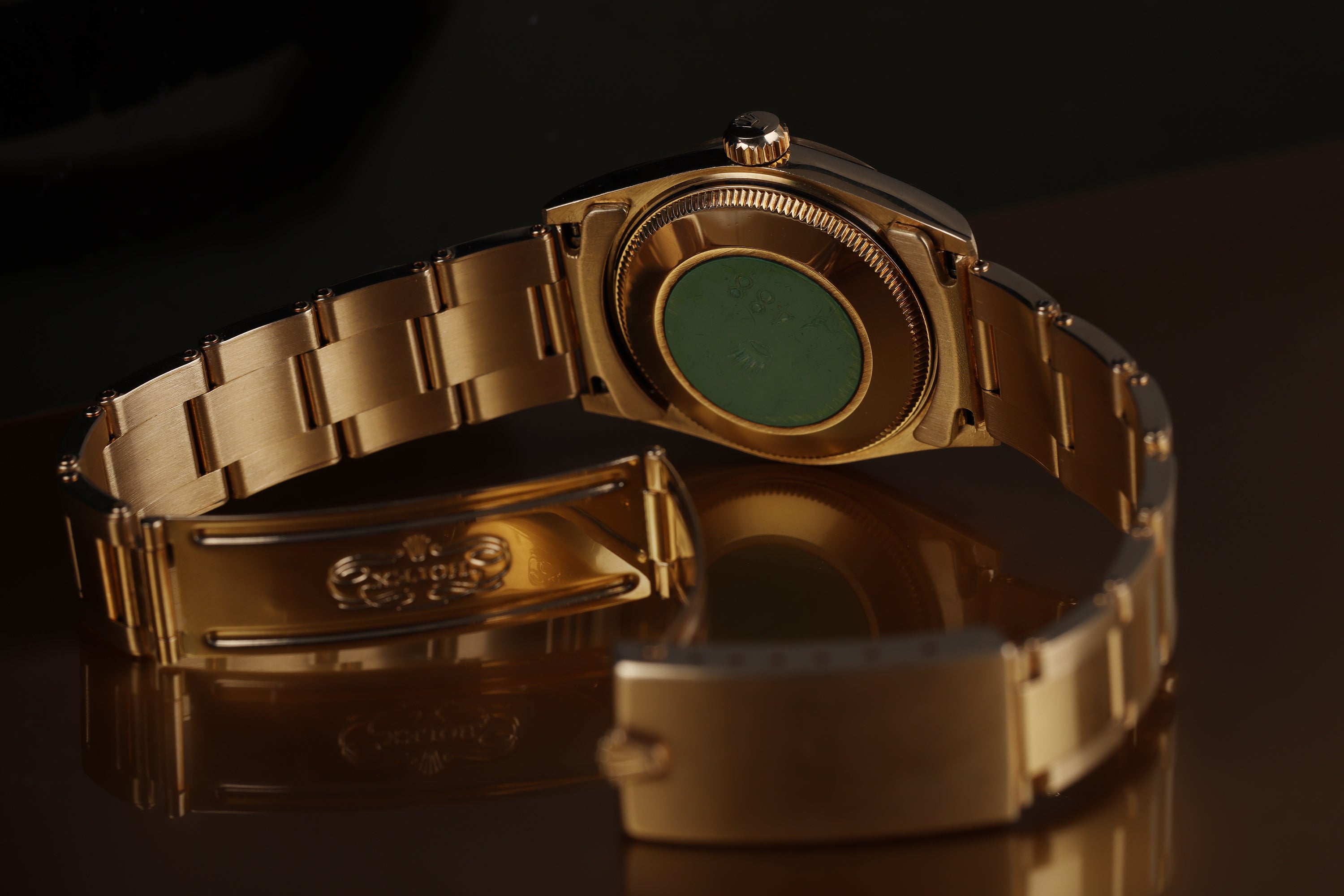 Rolex Oyster Perpetual 31 | REF. 67488 | Champagne Dial | 18k Yellow Gold | 1990