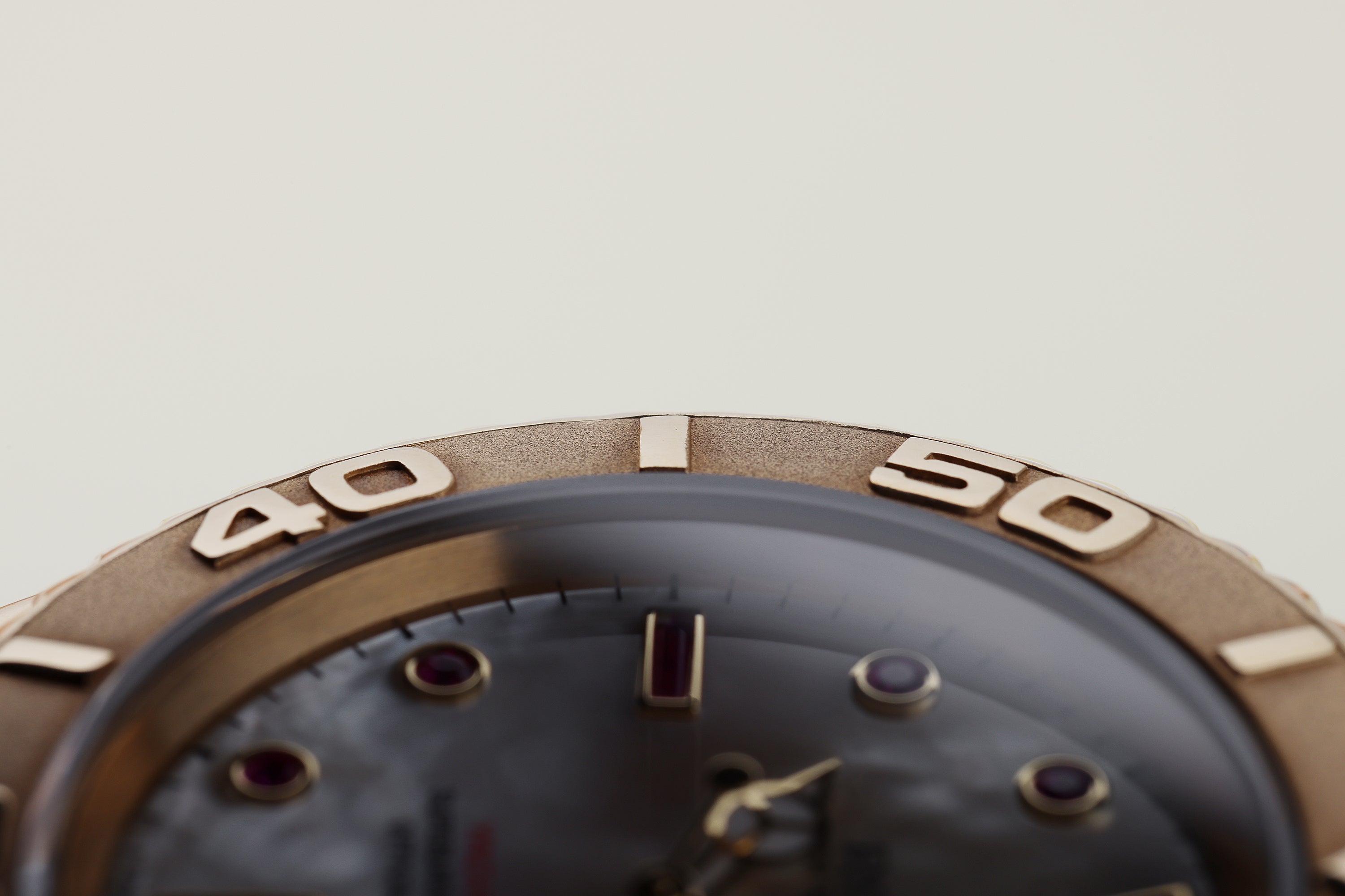 Rolex Yacht-Master | REF. 16628 | Mother of Pearl & Ruby Dial | 18k Yellow Gold | 40mm | 2002