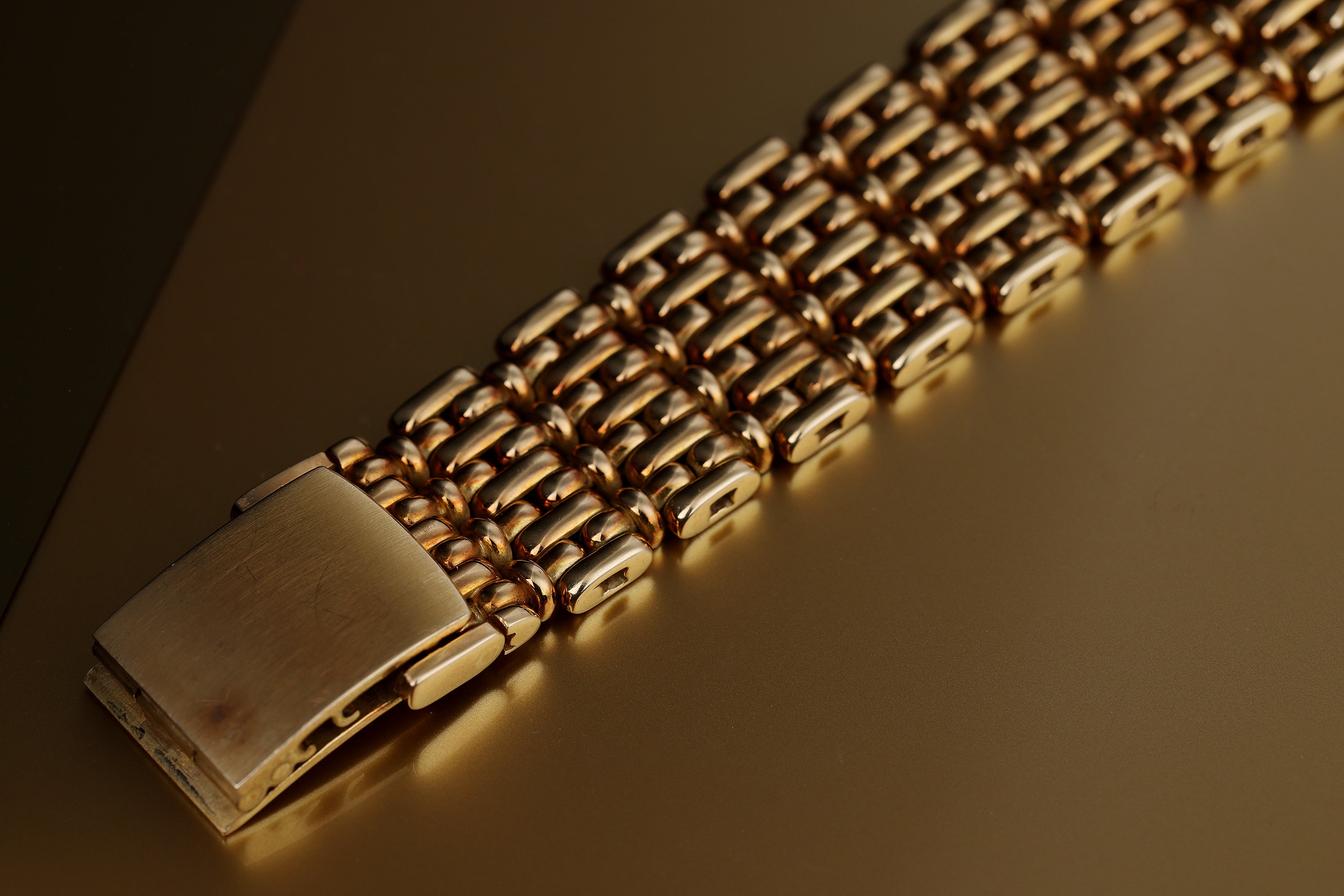 IWC Skeleton Watch - Gay Freres Detachable Bracelet | REF. 2701 | Automatic | 1980's | 34mm | 18k Yellow Gold