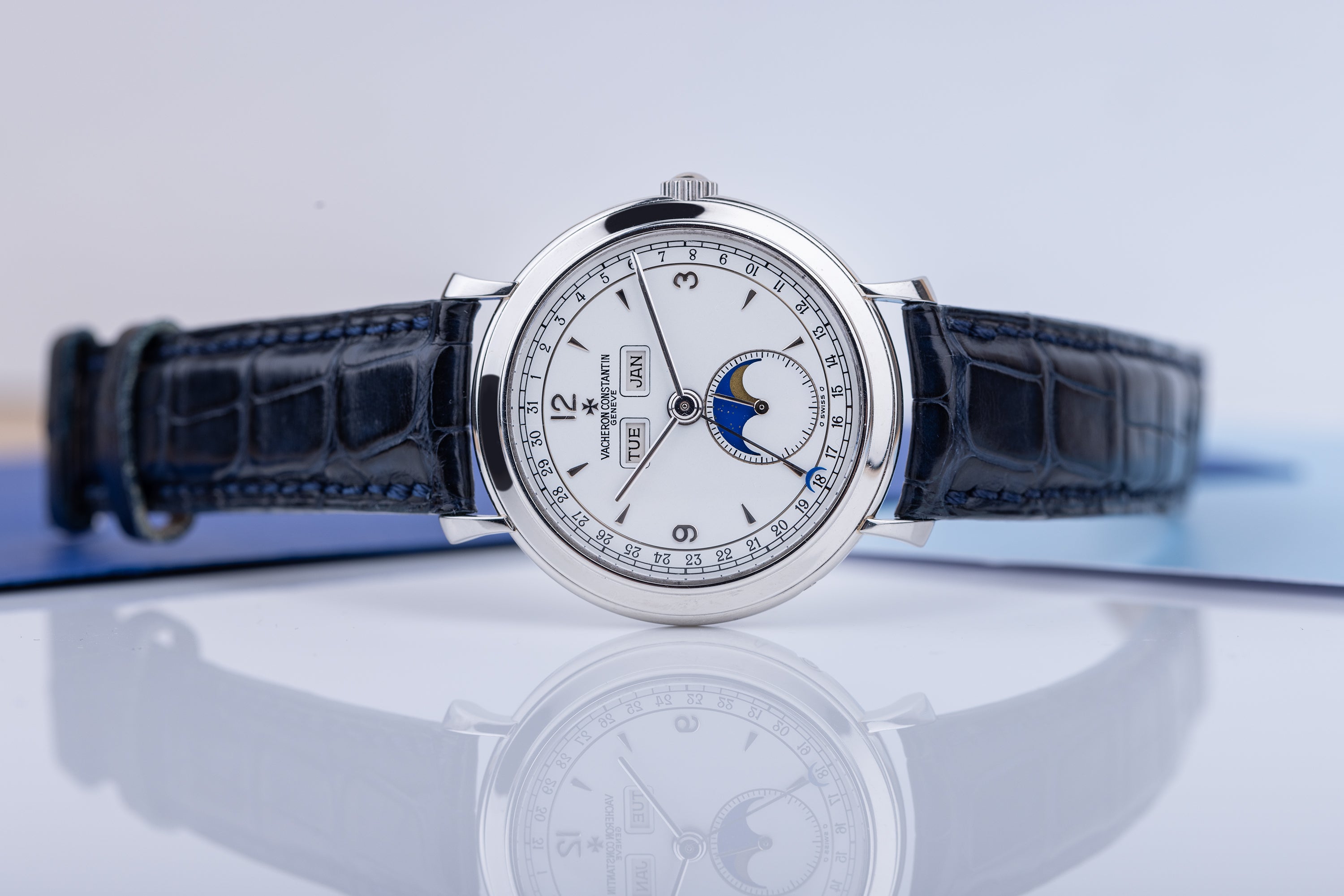 Vacheron Constantin Triple Calendar Moonphase | REF. 37150/000P-4 | Platinum | Limited Edition 10 Pieces | Box & Papers | 1999