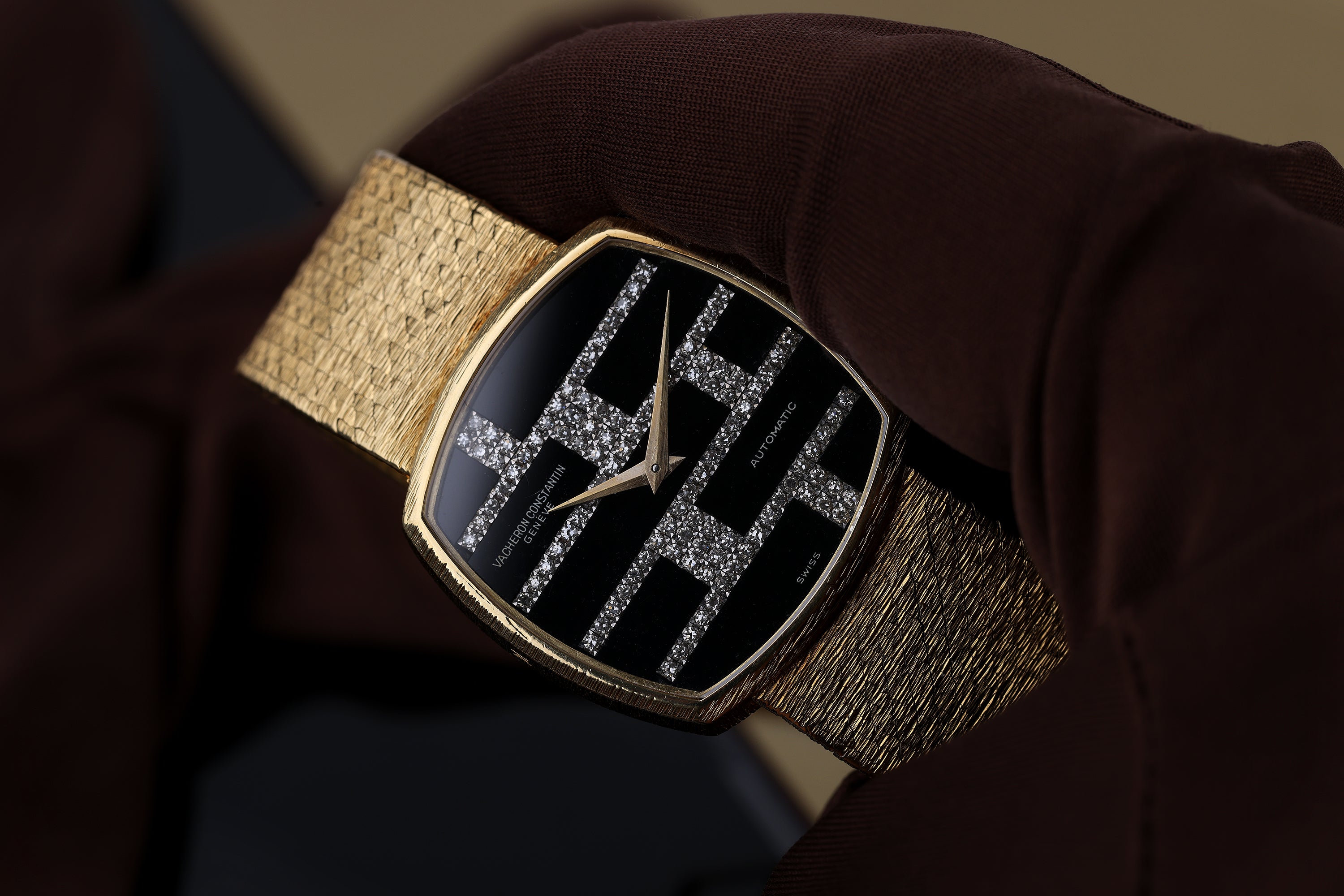 Rare Vacheron Constantin | Onyx & Diamond Dial | 18k Yellow Gold | Circa 1980s