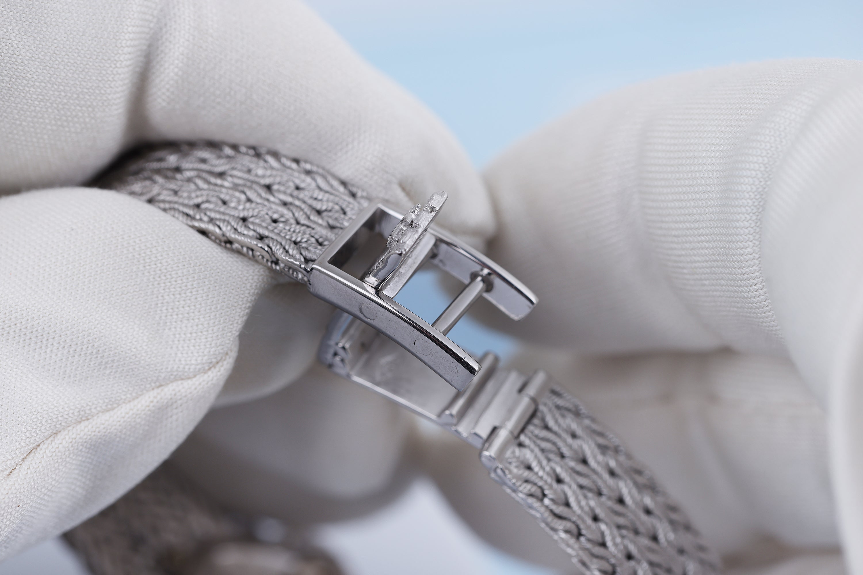Vacheron Constantin 1980's Ladies Watch | Lapis Lazuli Dial | Floral Diamond Bezel | 18k White Gold | 23mm | Manual Wind