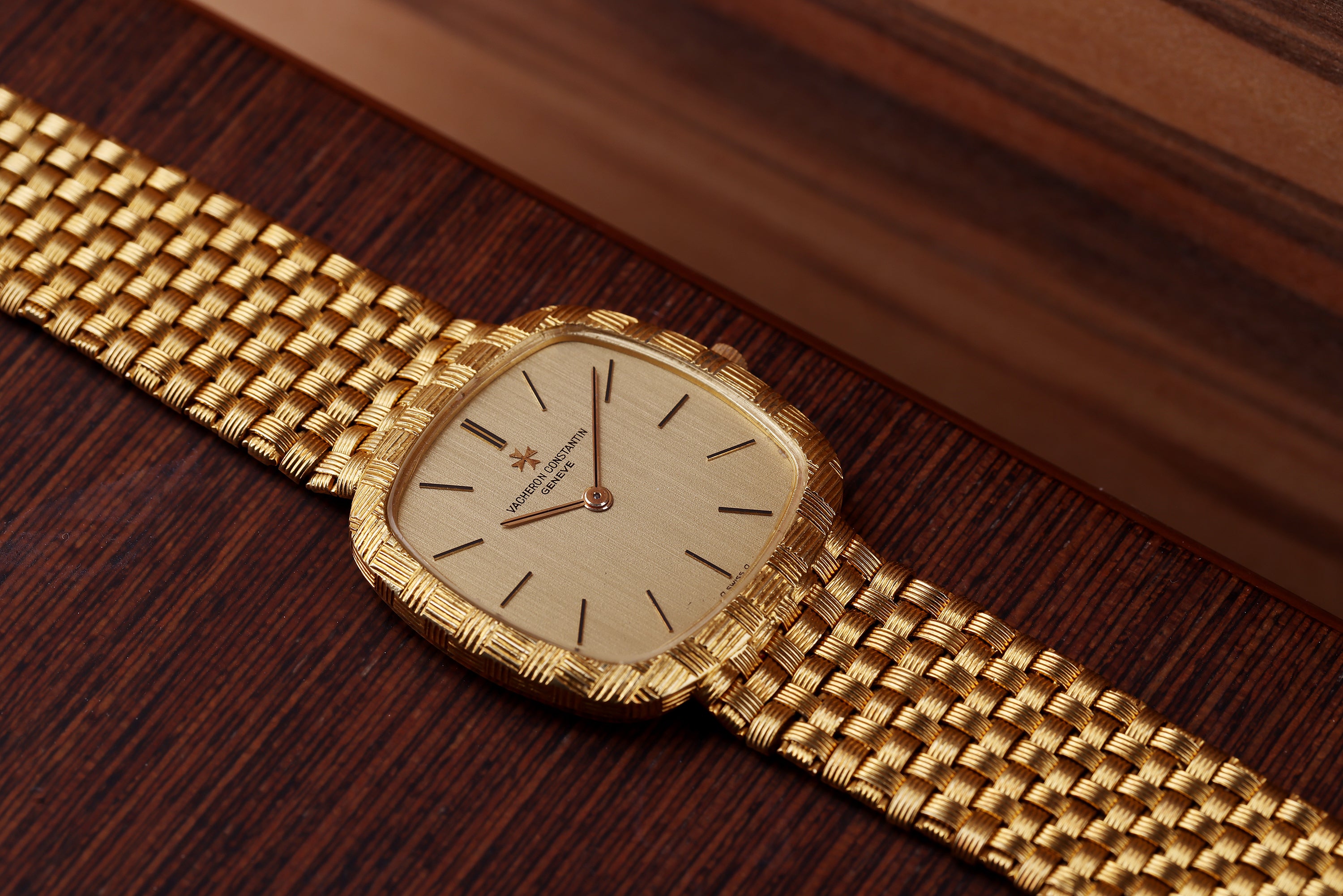 Vacheron Constantin 1980's Vintage Wristwatch | 18k Yellow Gold | 30mm | Woven Bracelet