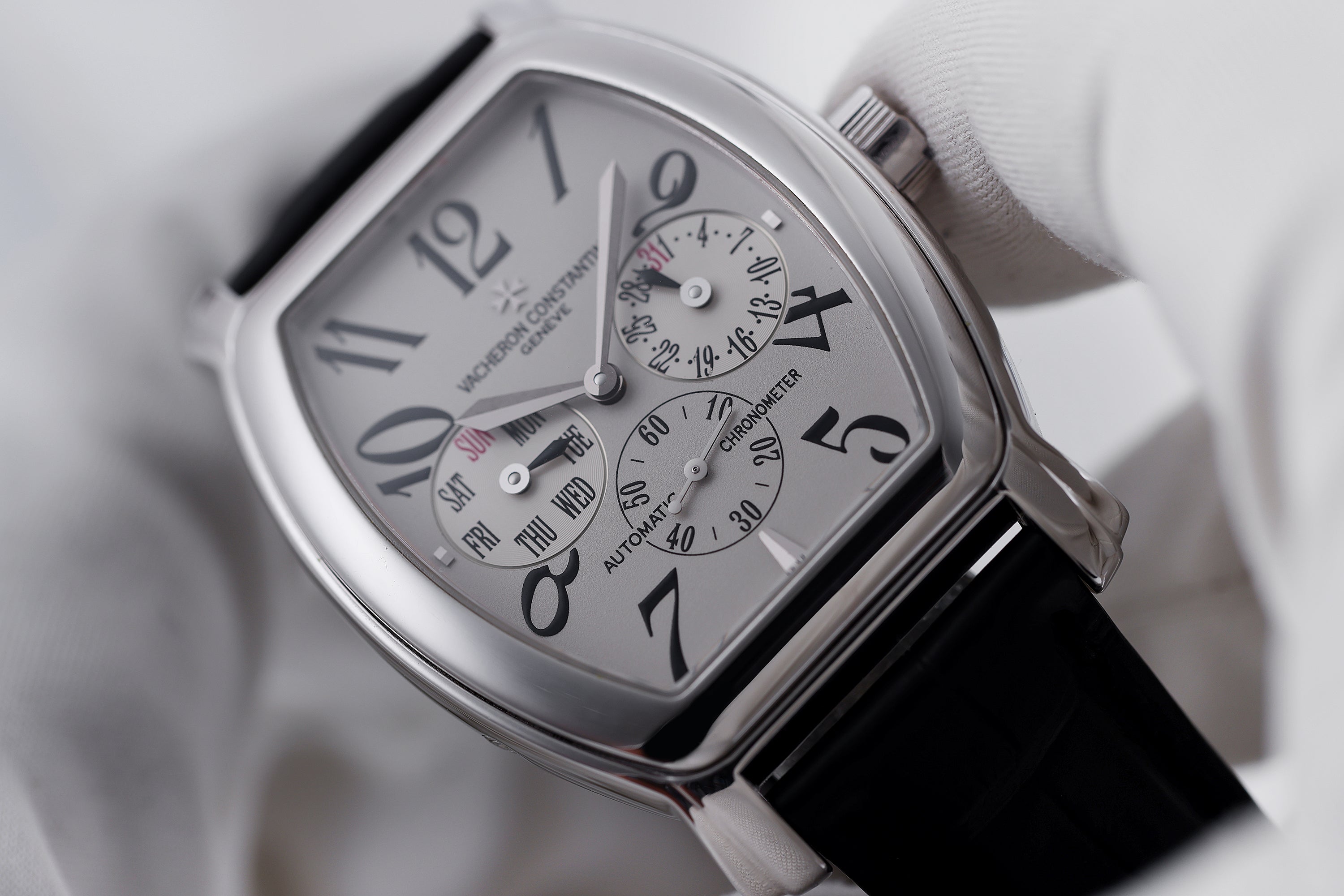 Vacheron Constantin Royal Eagle Day-Date | REF. 42008/000G | 18k White Gold | 35.5mm | Box & Papers | 2004
