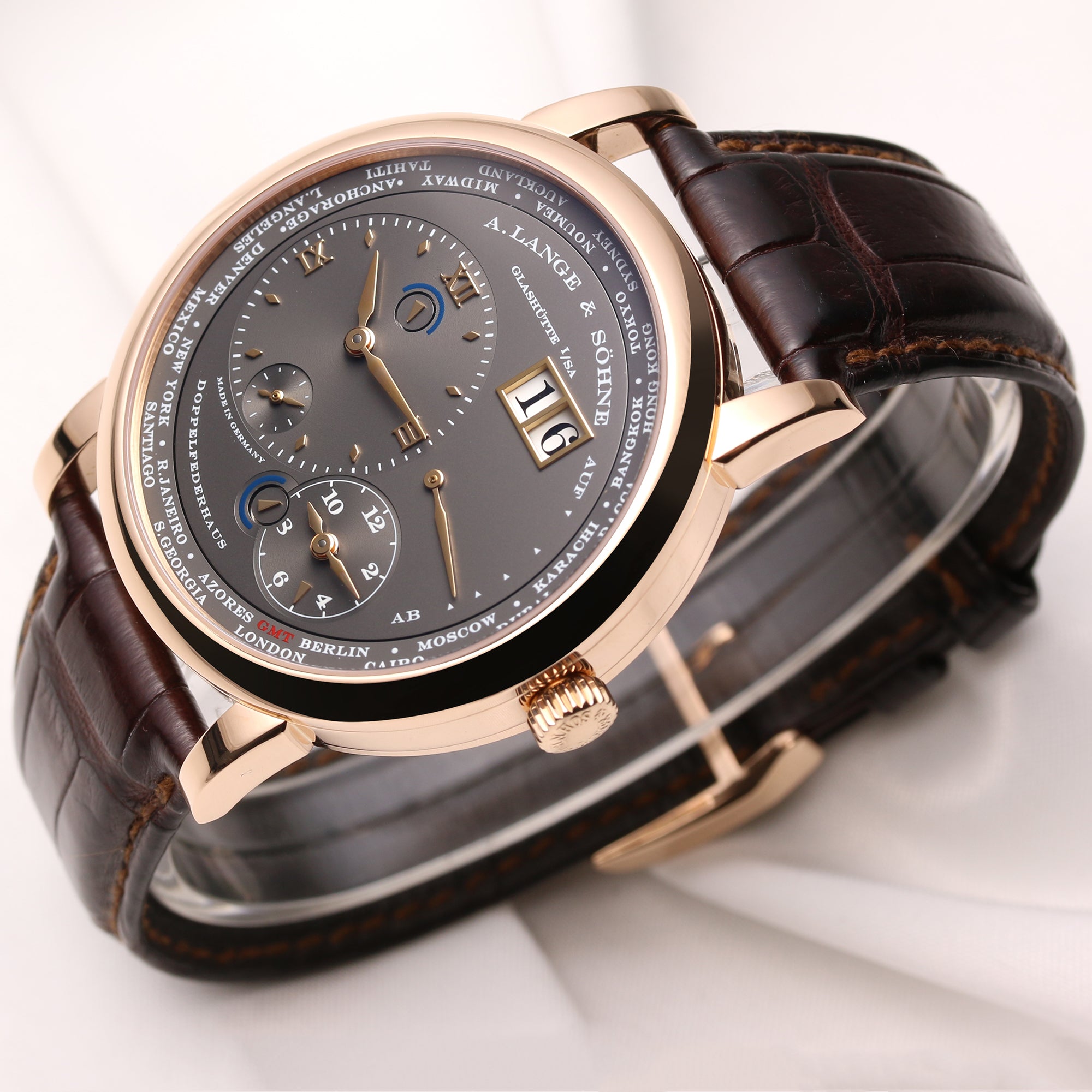 A. Lange & Söhne Lange 1 Time Zone 116.033 18K Rose Gold Second Hand Watch Collectors 3
