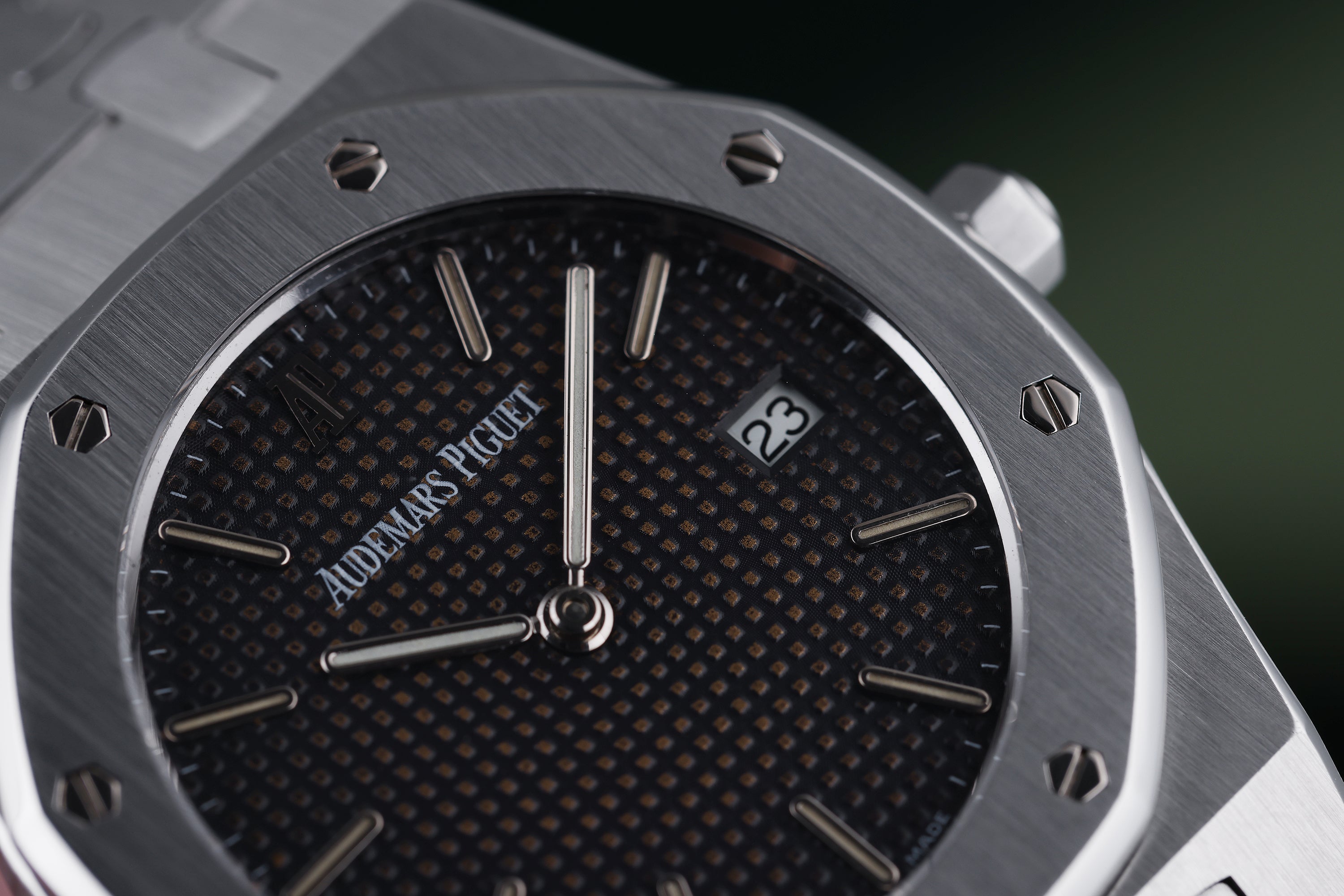Audemars Piguet Royal Oak Midsize | Tropical dial | 33mm | REF. 56175ST | Stainless Steel