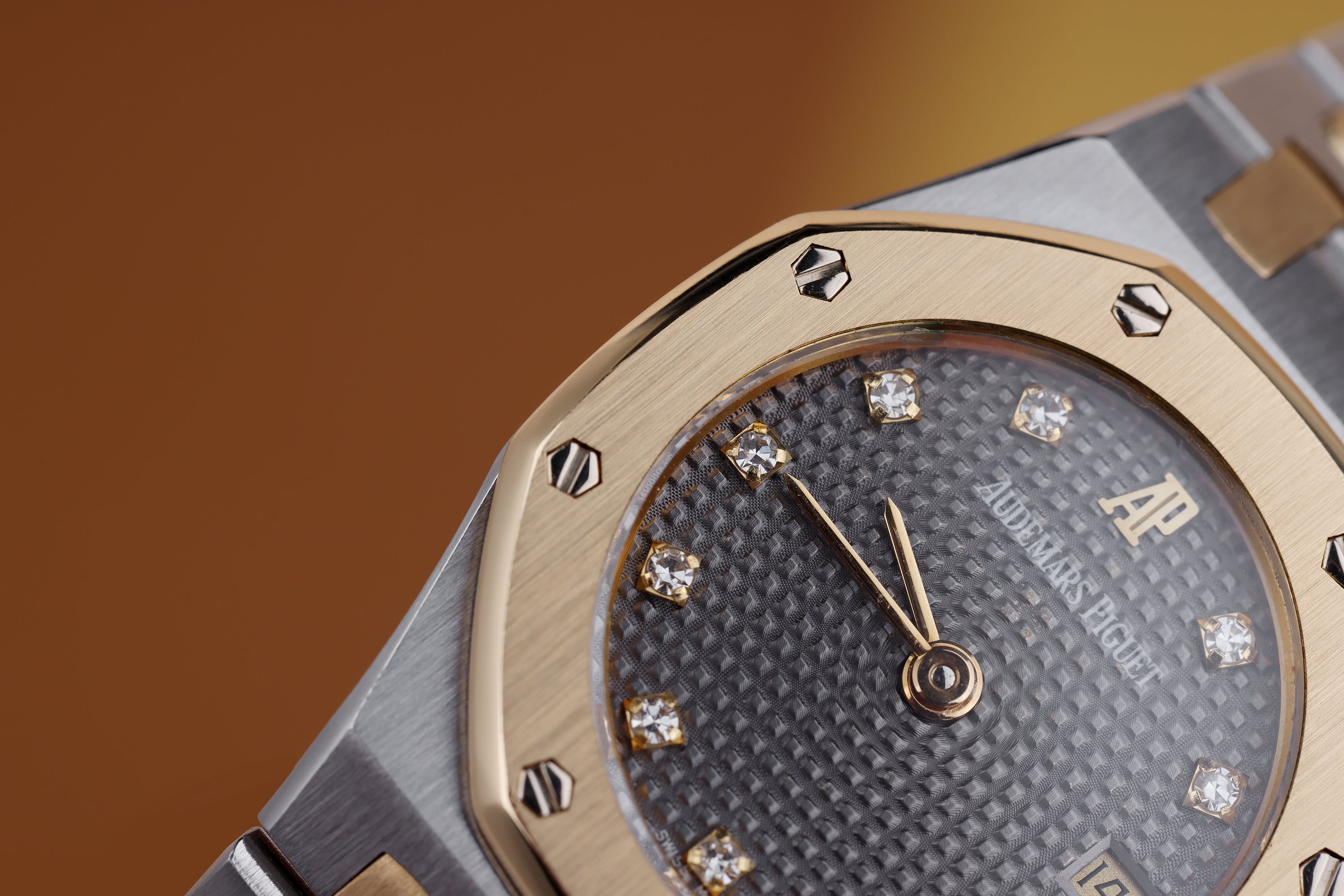 Audemars Piguet Ladies Royal Oak | Grey Diamond Dial | Stainless Steel & 18k Yellow Gold