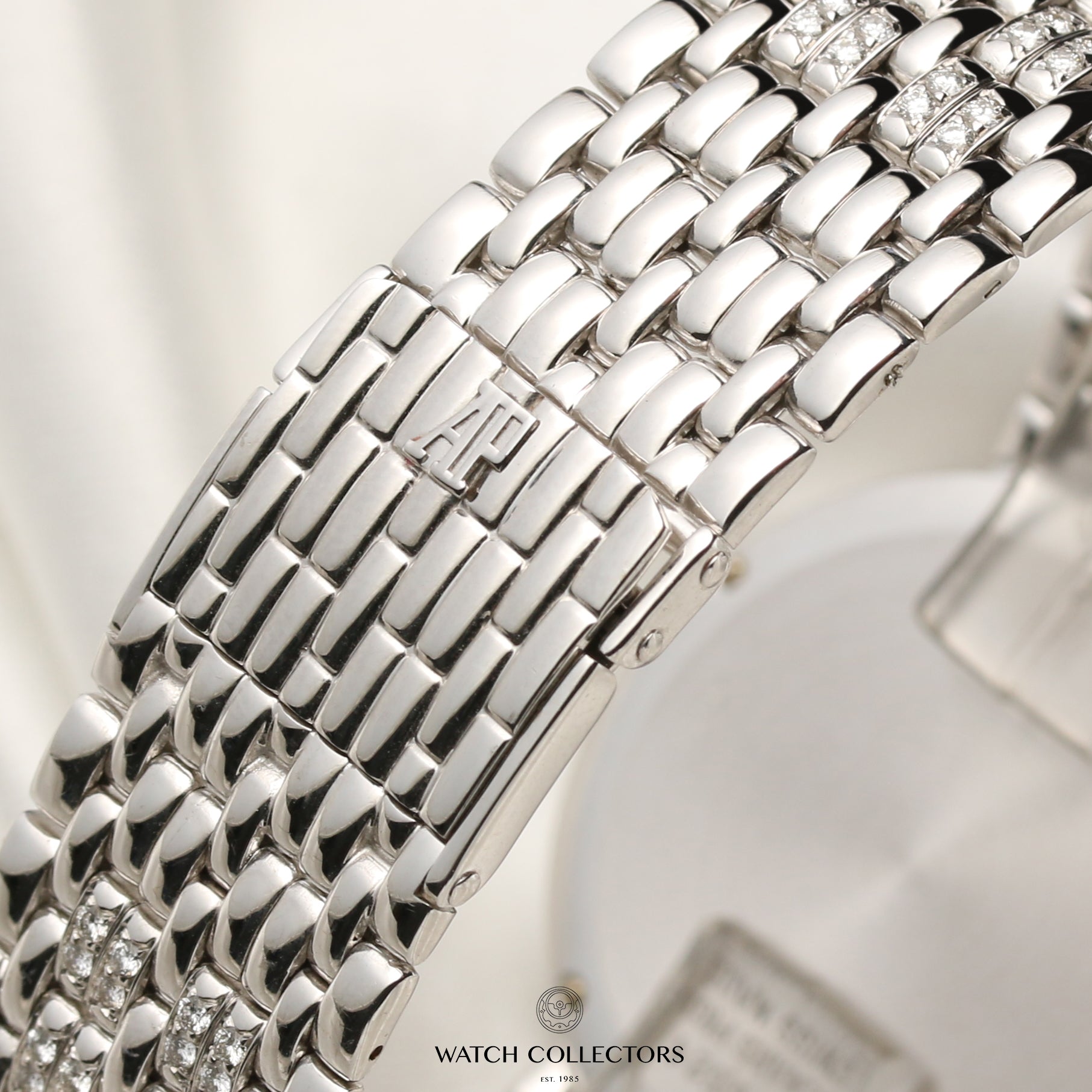 Audemars Piguet 18K White Gold Diamond Dial Bezel Bracelet Second Hand Watch Collectors 11