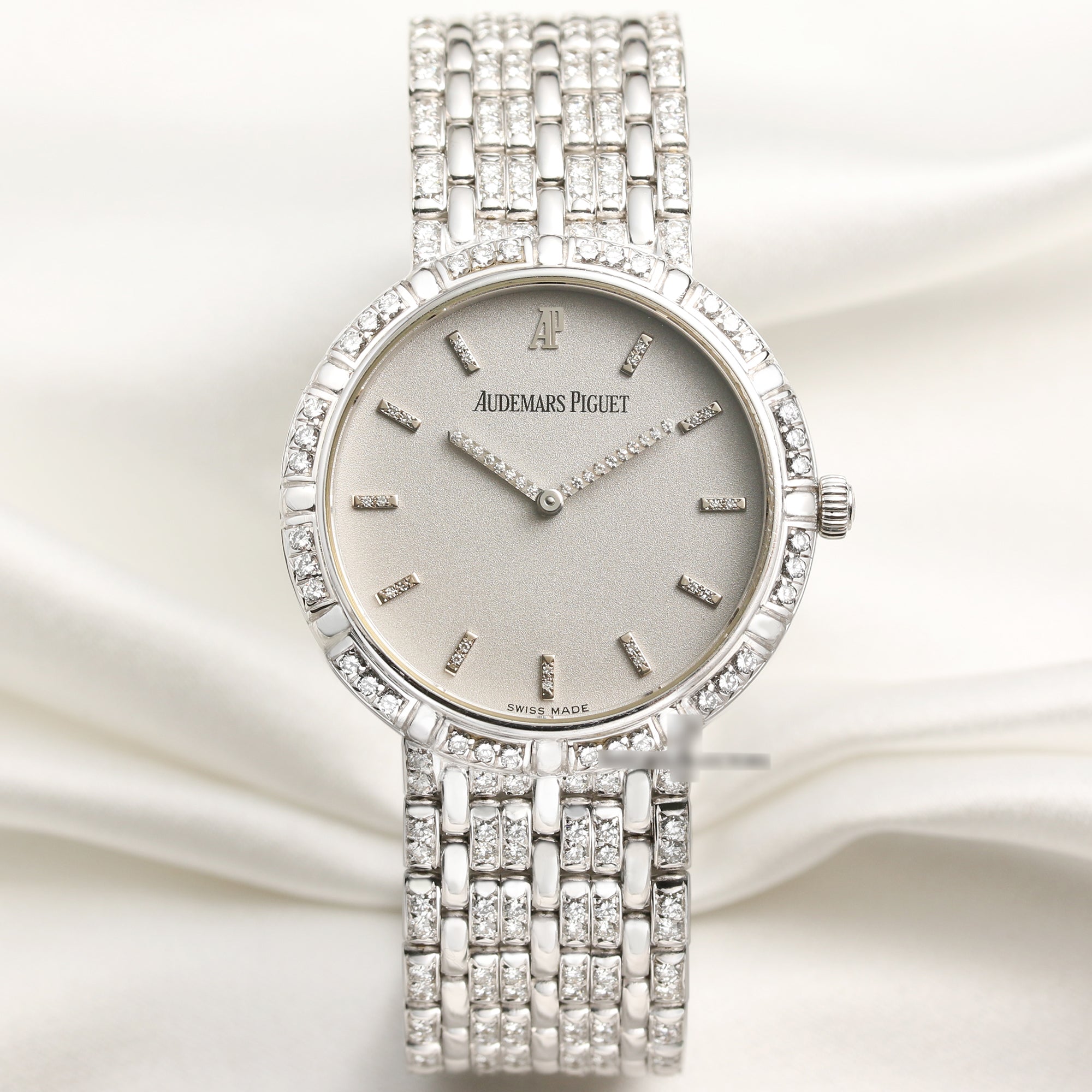 Audemars-Piguet-18K-White-Gold-Diamond-Dial-Bezel-Bracelet-Second-Hand-Watch-Collectors-1