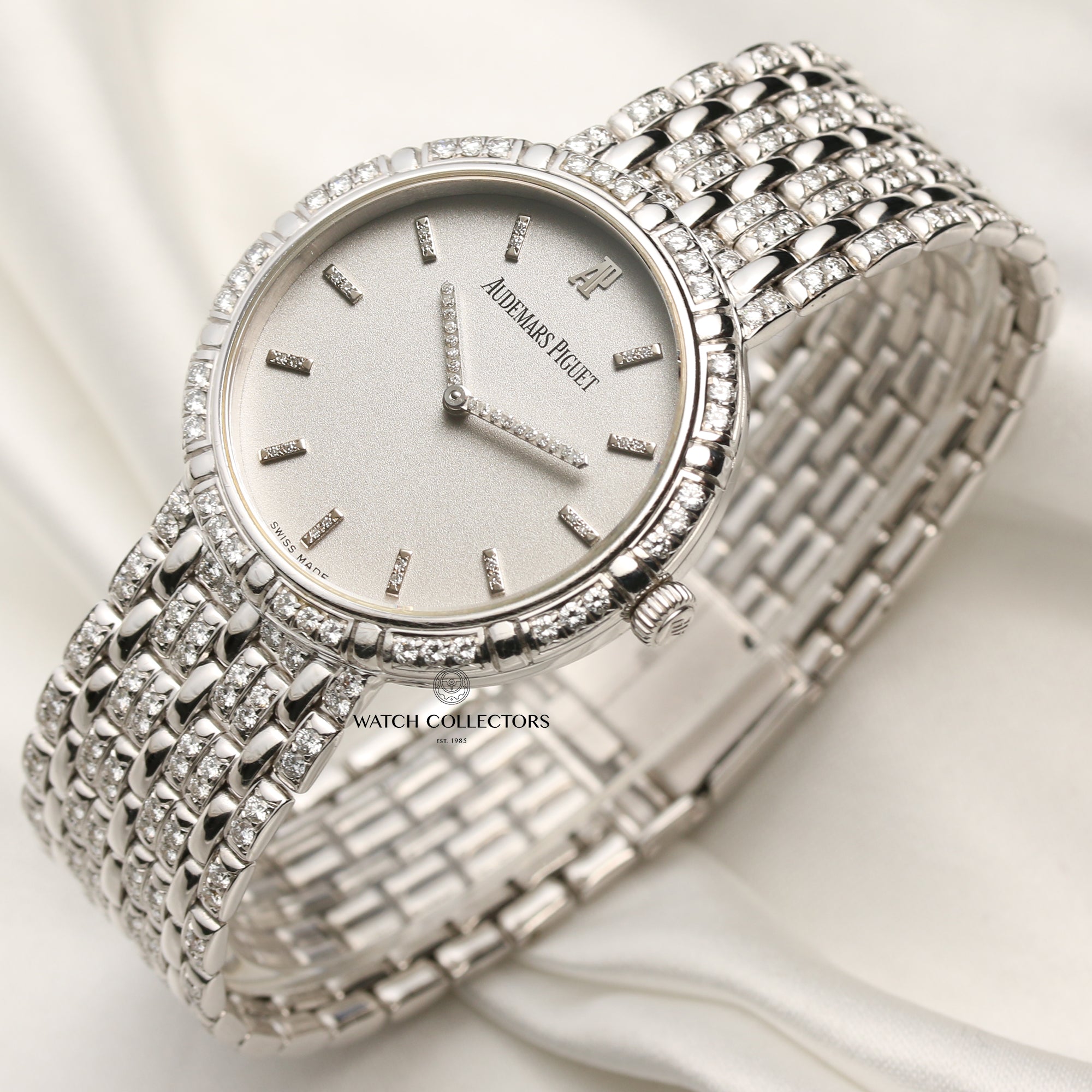 Audemars Piguet 18K White Gold Diamond Dial Bezel Bracelet Second Hand Watch Collectors 3