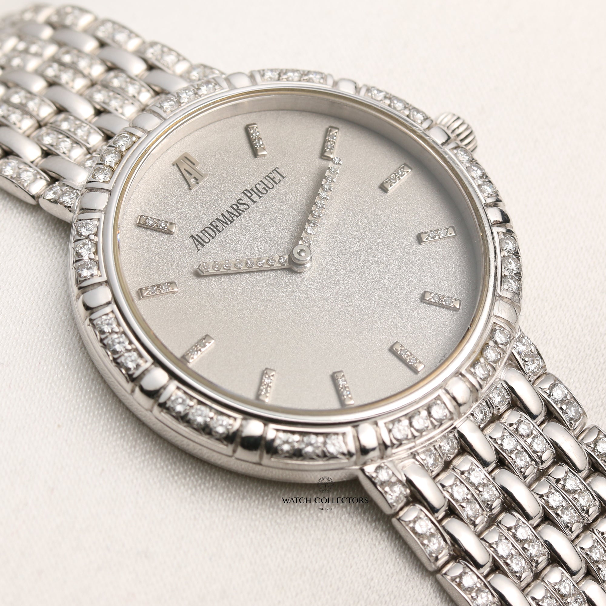Audemars Piguet 18K White Gold Diamond Dial Bezel Bracelet Second Hand Watch Collectors 5