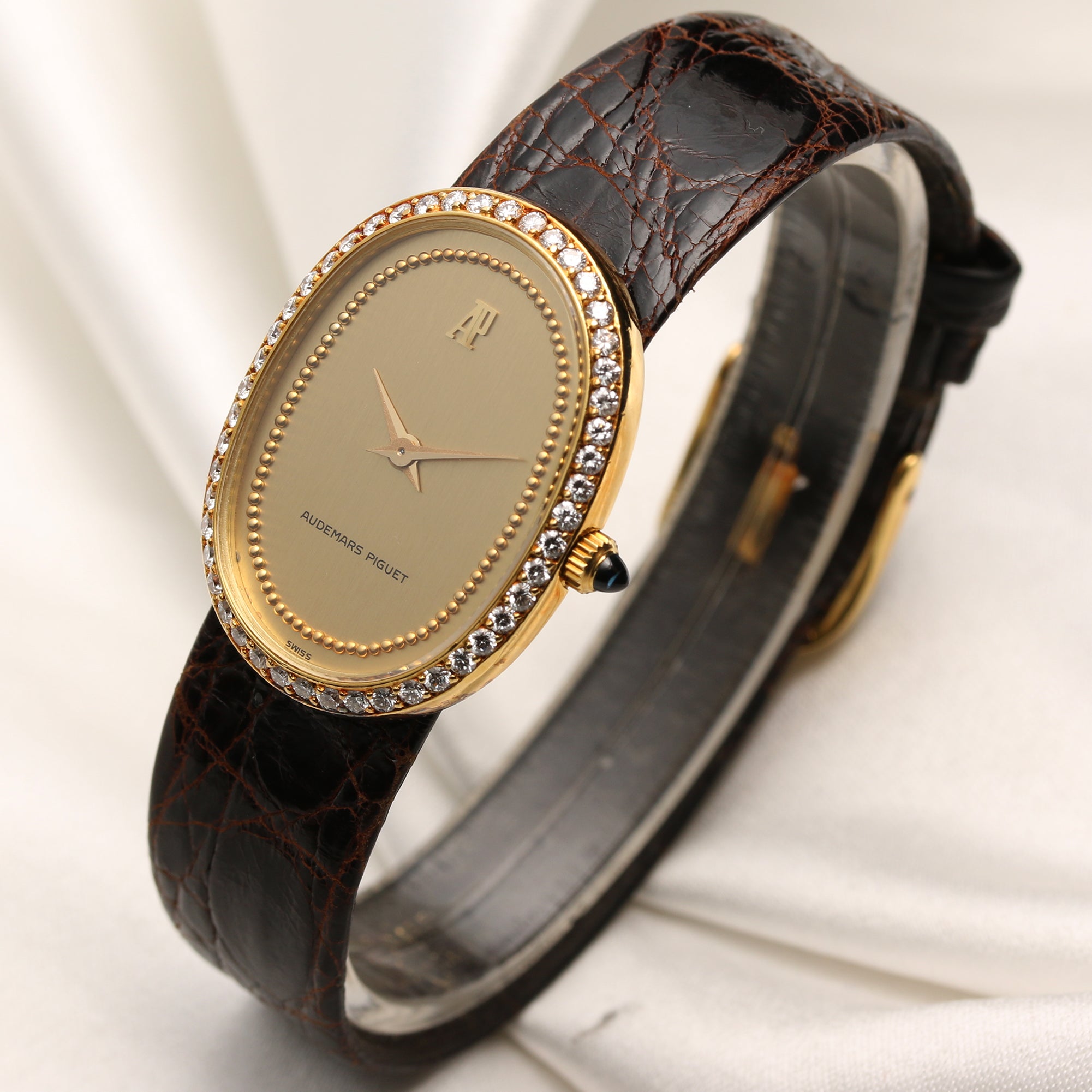 Audemars Piguet 18K Yellow Gold Diamond Bezel Second Hand Watch Collectors 3