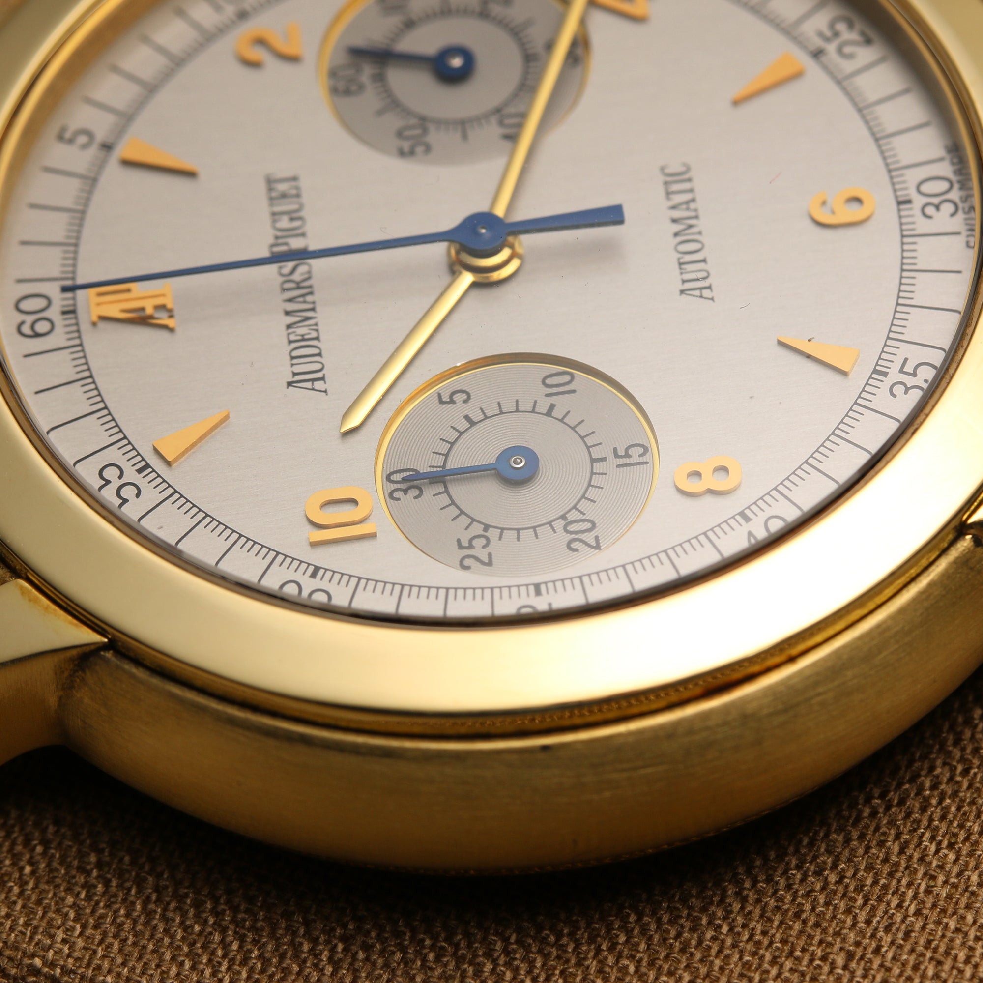 Audemars Piguet 18K Yellow gold Chronograph Second Hand Watch Collectors 3