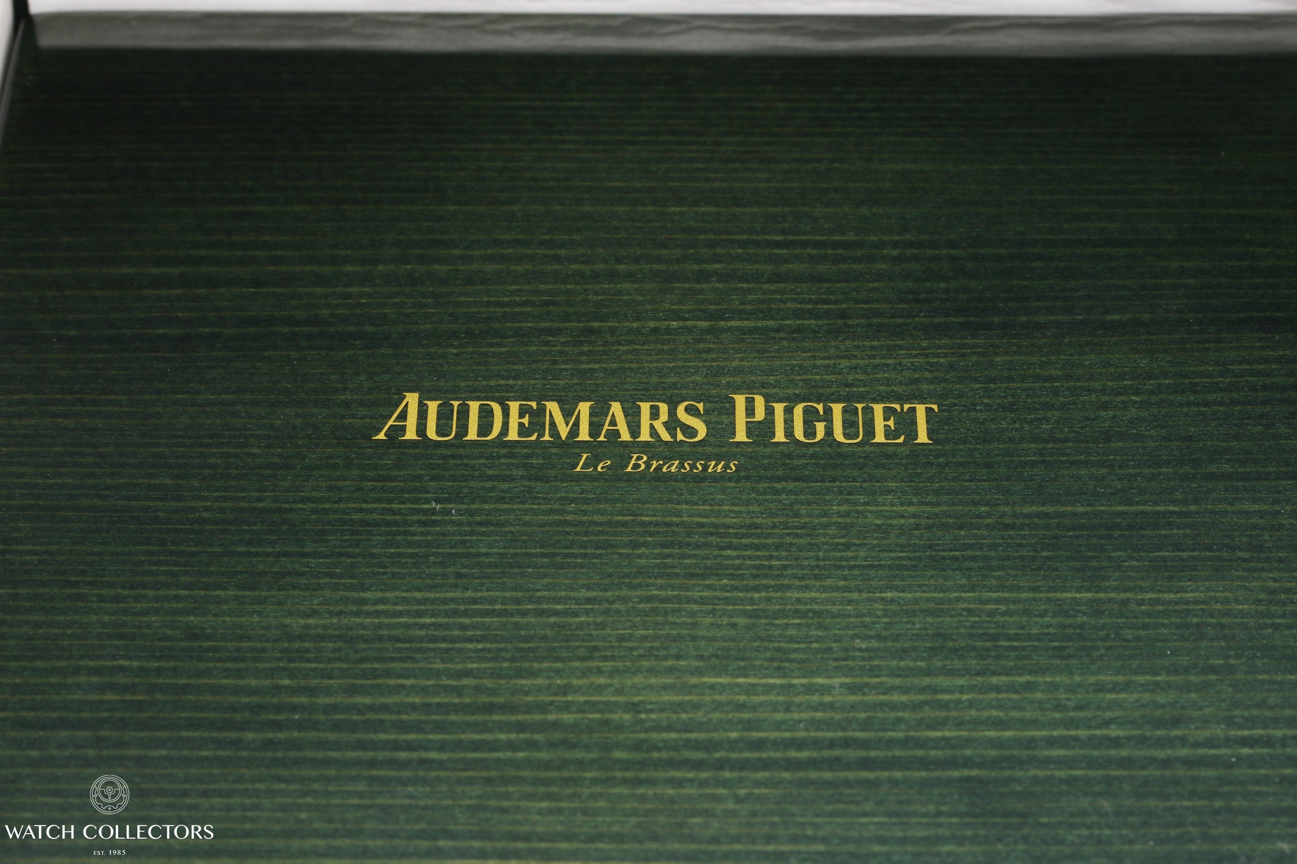 Audemars-Piguet-Royal-Oak-18K-Rose-Gold-Second-Hand-Watch-Collectors-10