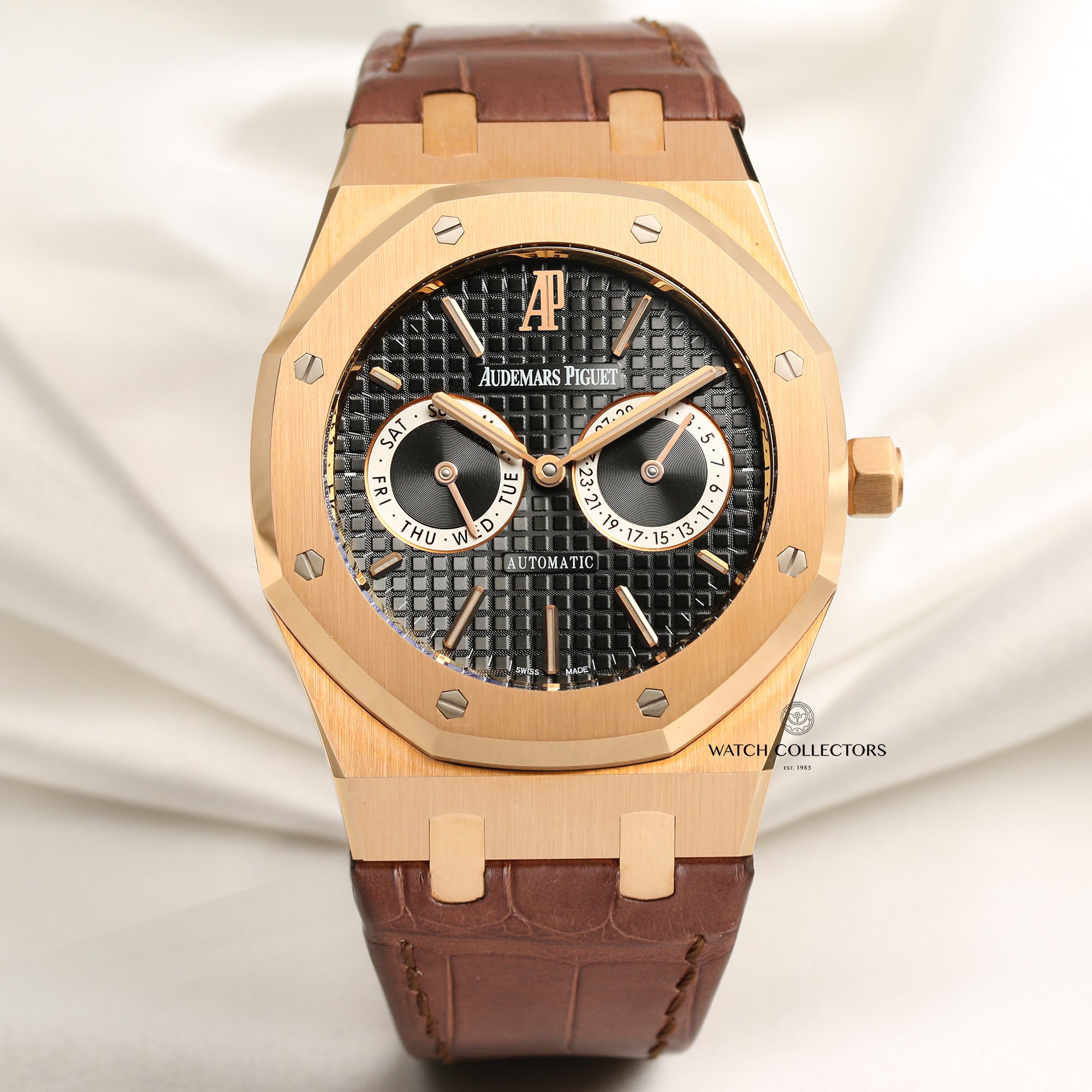 Unworn Full Set Audemars Piguet Royal Oak Day Date Campeon Del Mundo 2010 18k Rose Gold 26330OR.OO.D088CR.99