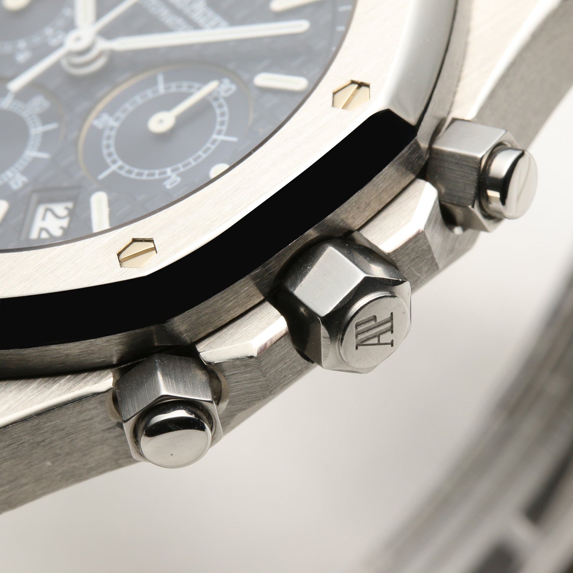 Audemars Piguet Royal Oak Chronograph Stainless Steel Black Dial Second Hand Watch Collectors 7