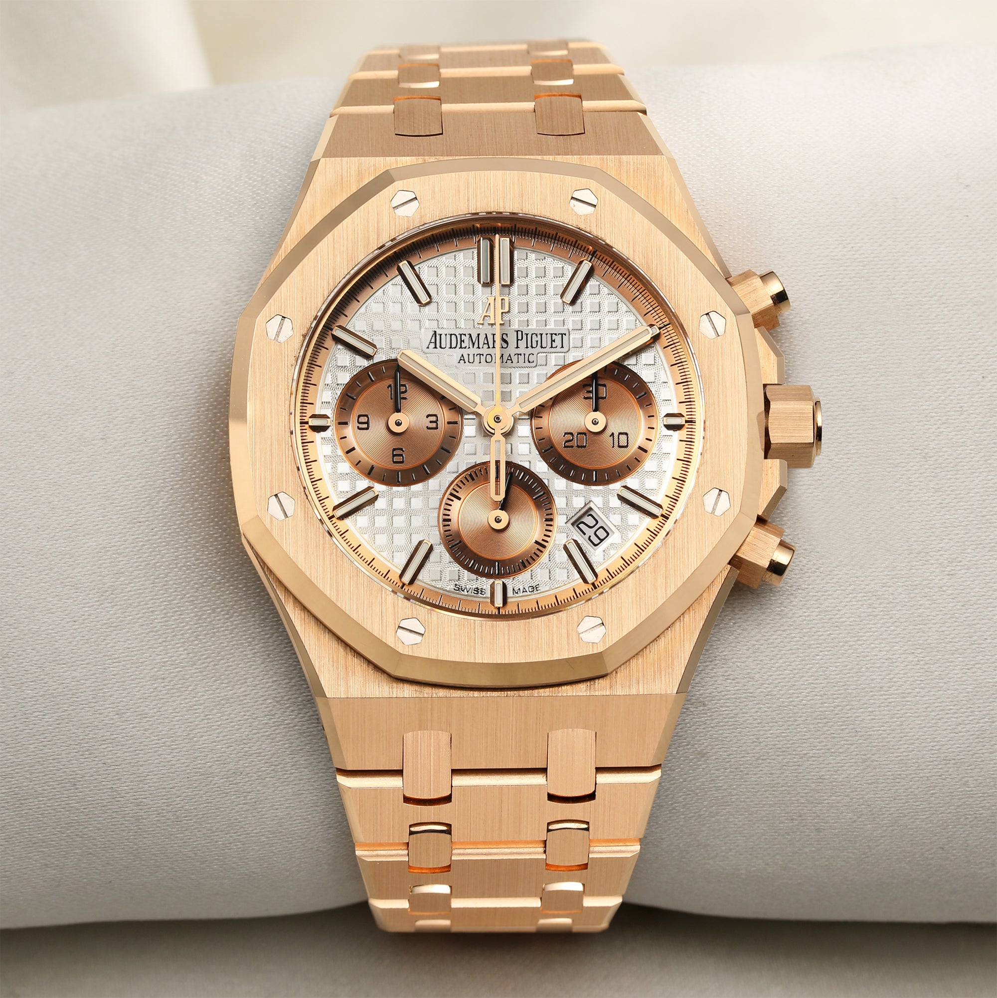 Audemars Piguet Royal Oak Chronograph 18k Rose Gold  Boutique Exclusive