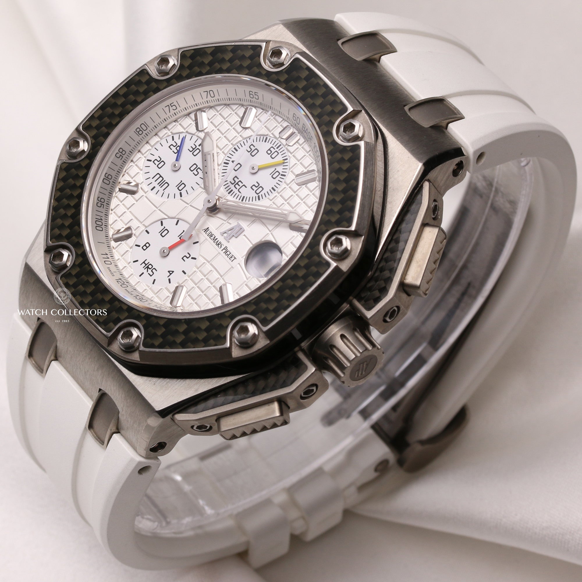 Audemars-Piguet-Royal-Oak-Offshore-Juan-Pablo-Montoya-Limited-Edition-26030IO.OO_.D001IN.01-Second-Hand-Watch-Collectors-3