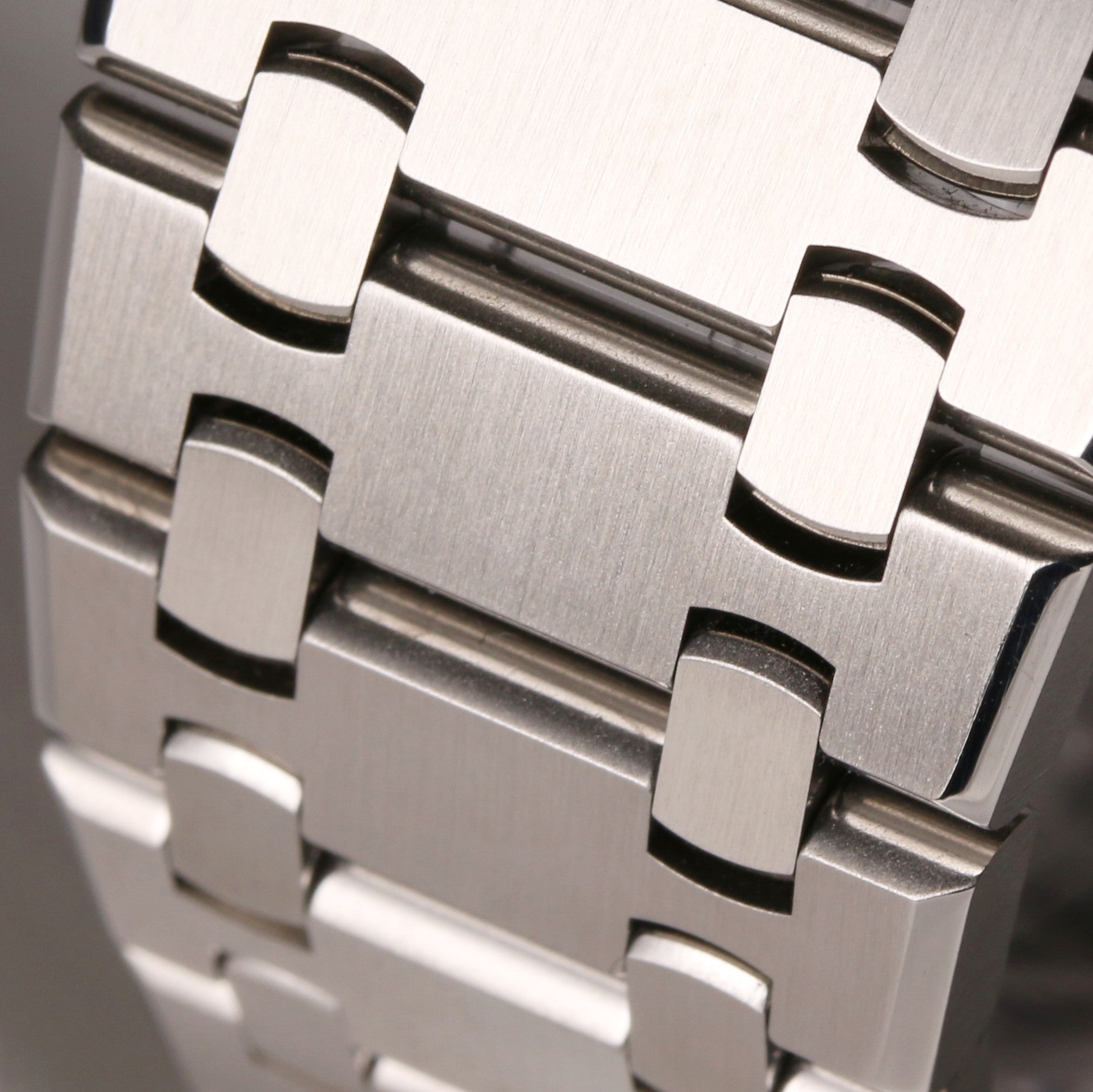 Audemars Piguet Royal Oak Offshore Stainless Steel Second Hand Watch Collectors 6