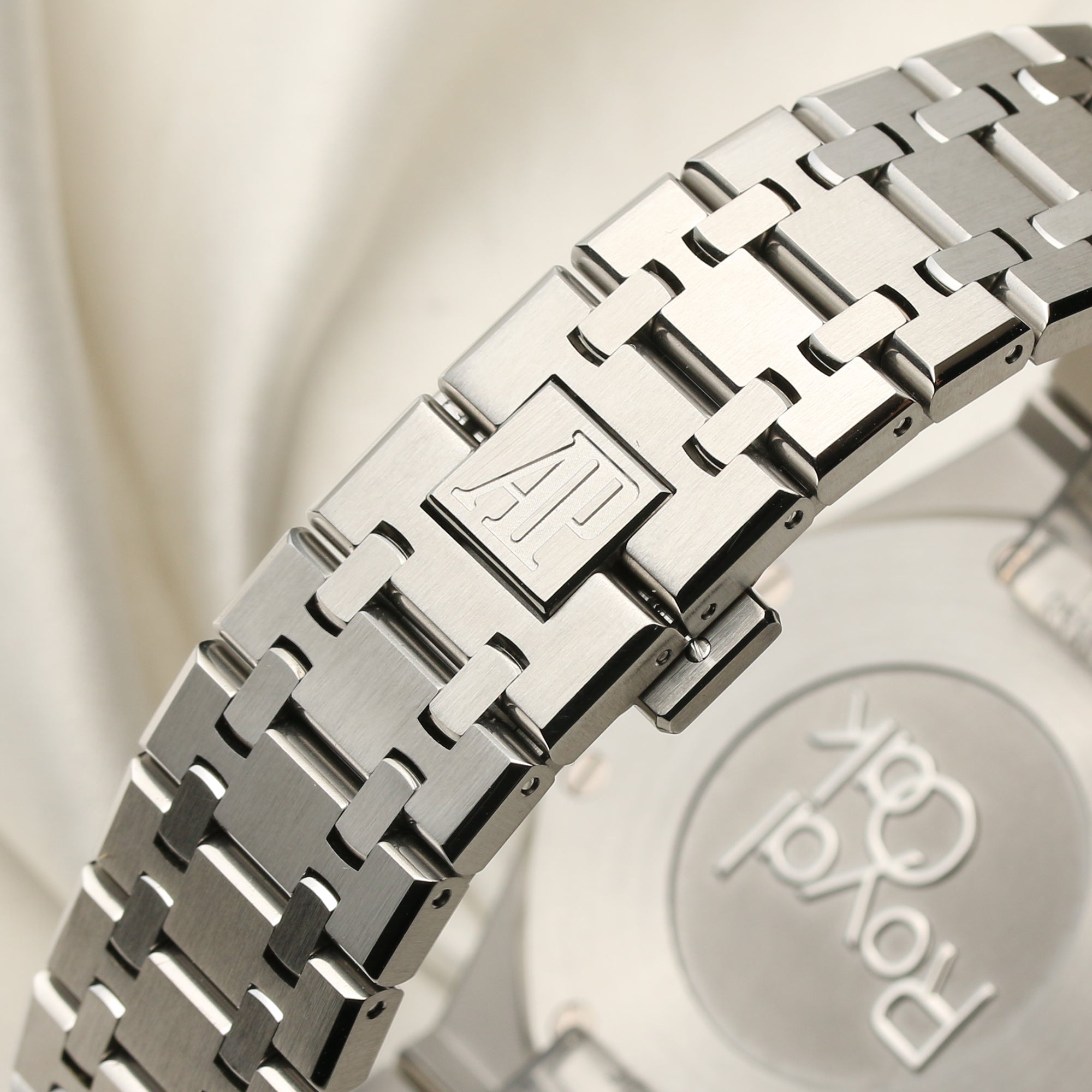 Audemars Piguet Royal Oak Offshore Stainless Steel Second Hand Watch Collectors 9