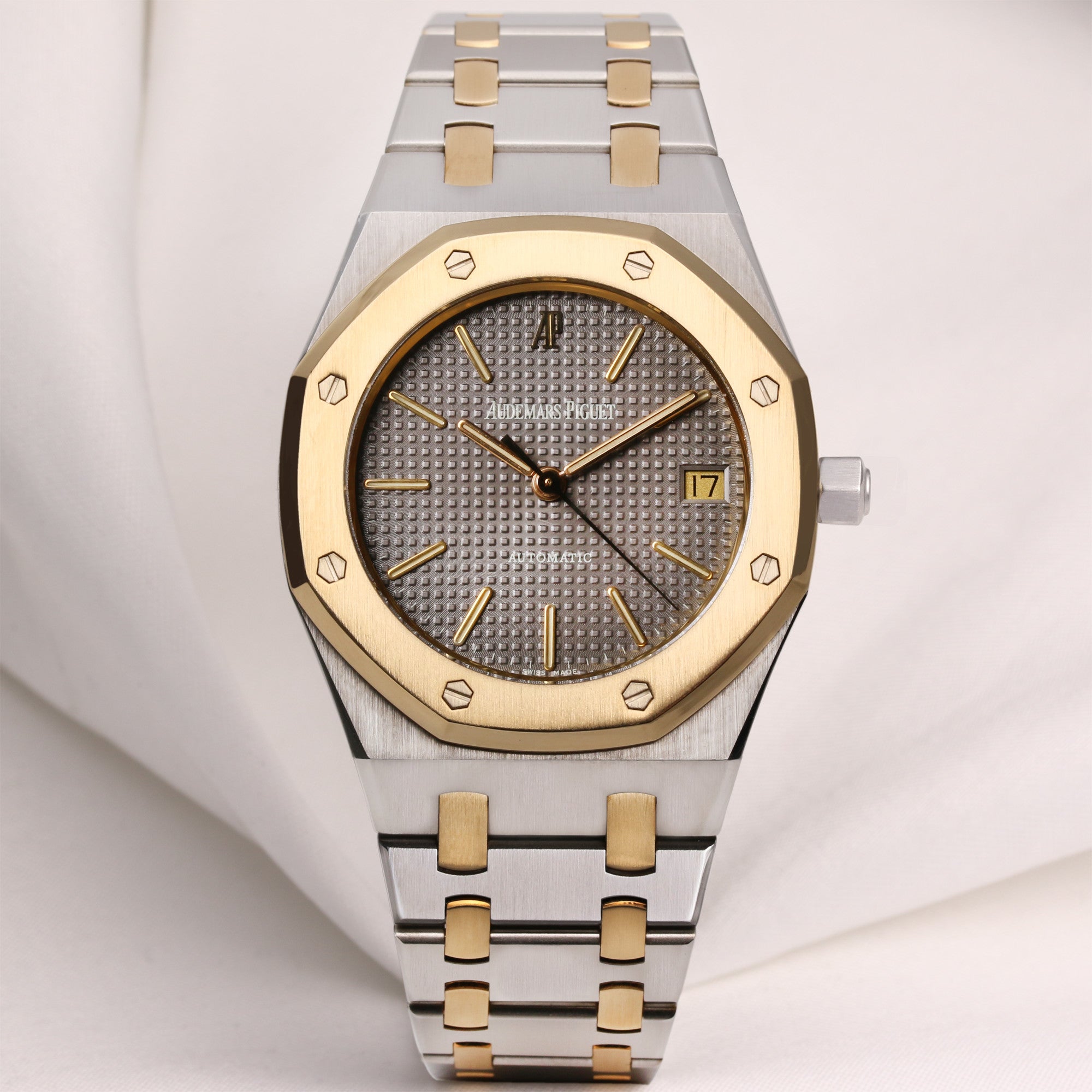 Audemars Piguet Royal Oak Steel & Yellow Gold Second Hand Watch Collectors 1