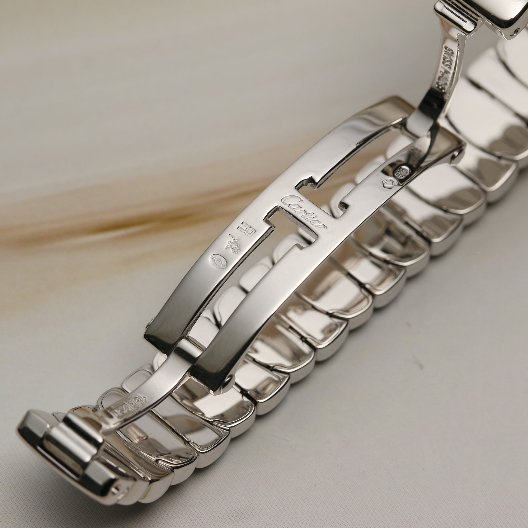Cartier Baignoire 18 White Gold Diamond Second Hand Watch Collectors 5