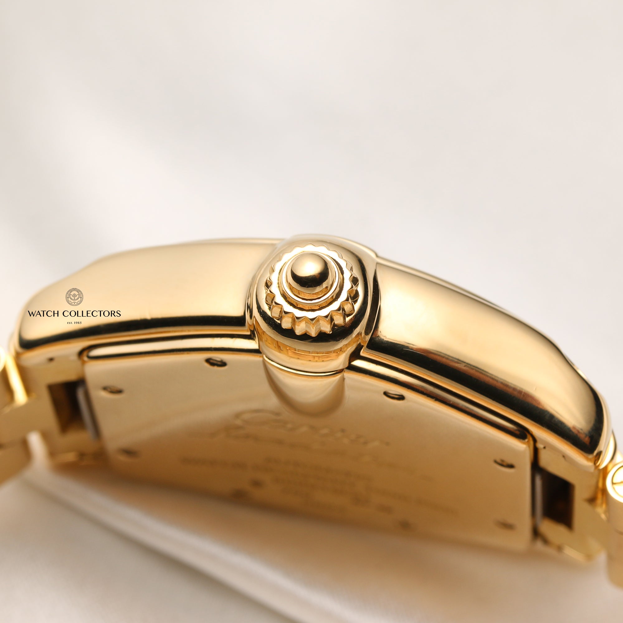 Cartier Roadster Automatic 37mm 18K Yellow Gold Second Hand Watch Collectors 6